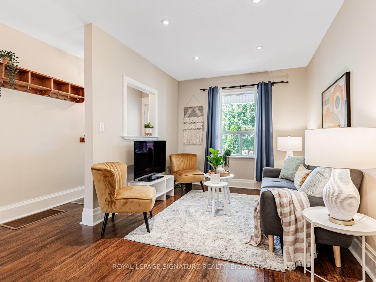 Photo 5 of 15 Fielding Avenue, Toronto, Danforth — HOMEH