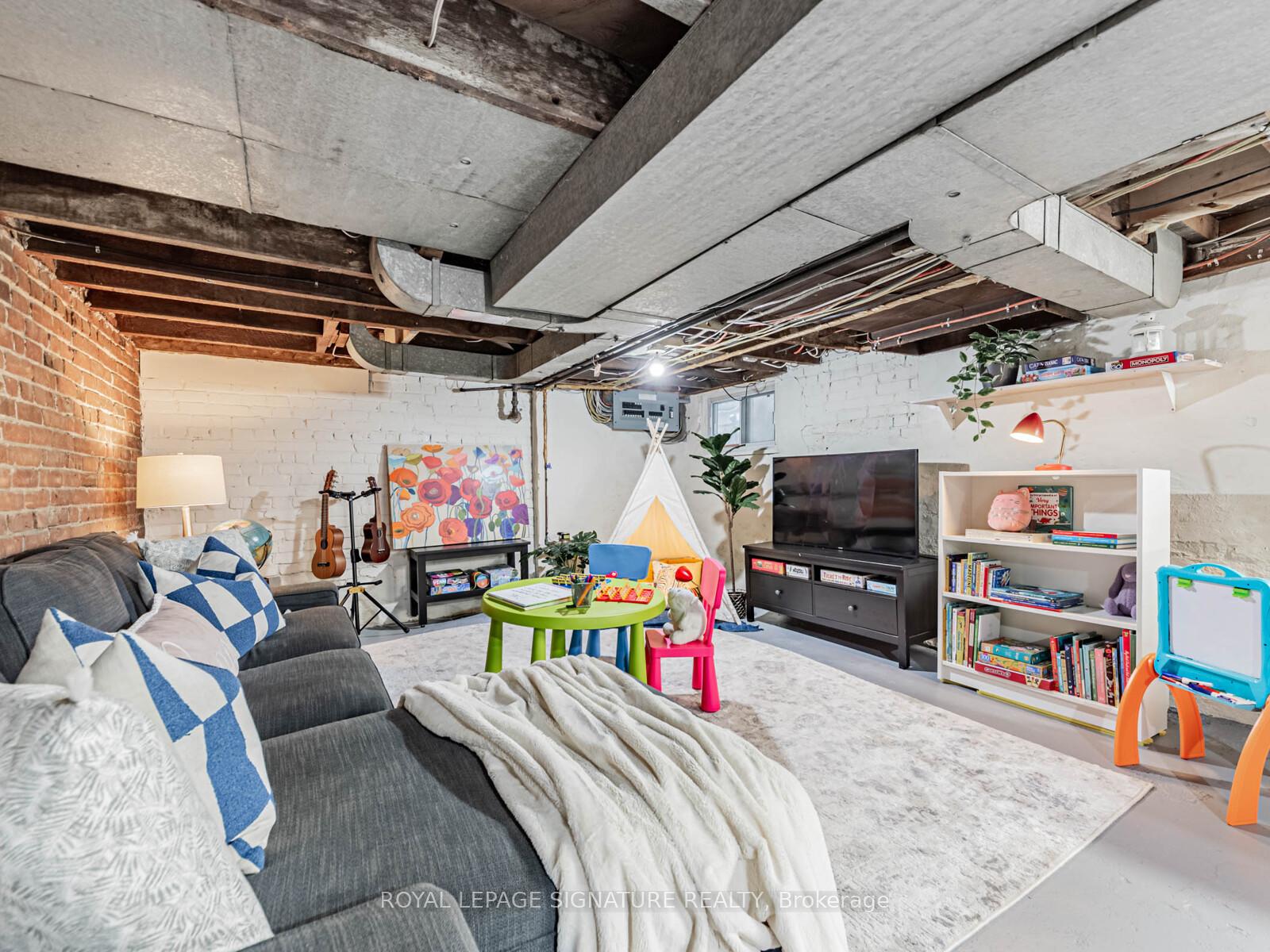 Photo 31 of 15 Fielding Avenue, Toronto, Danforth — HOMEH