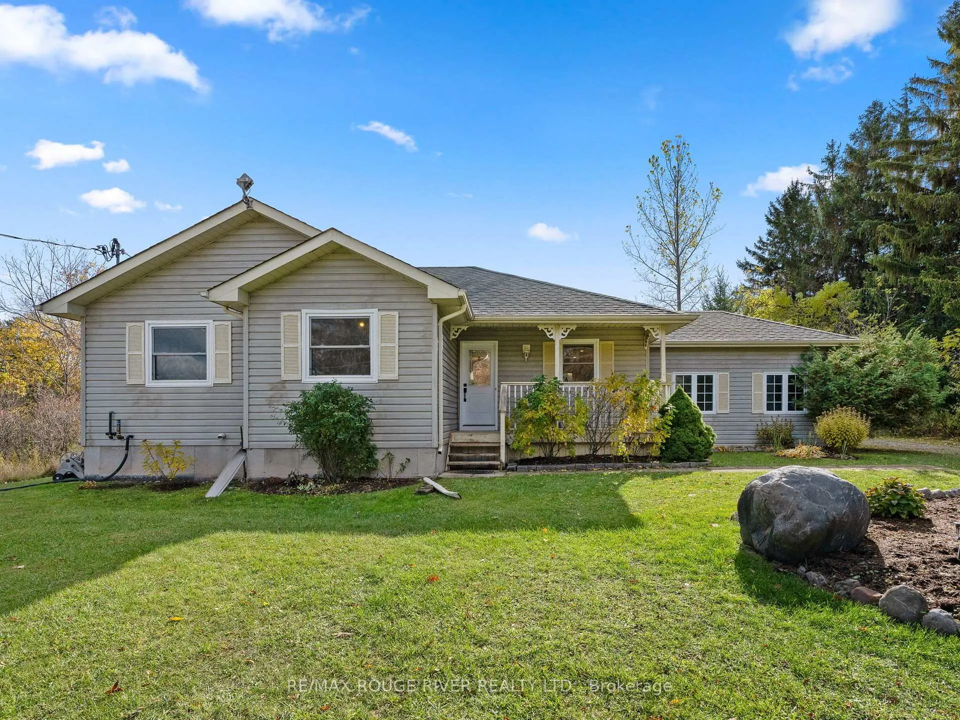 Front of 5471 Rice Lake Scenic Drive