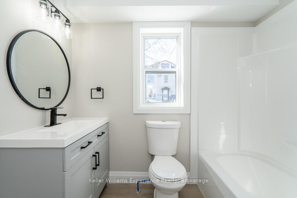 Photo 4 of 767 Second Avenue, Tay, Port McNicoll — HOMEH