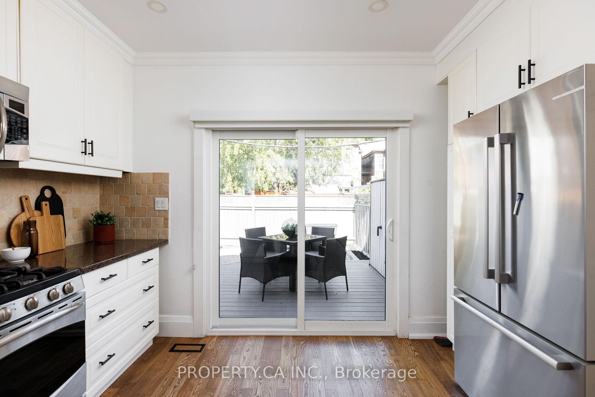 Photo 12 of 20 Parkfield Avenue, Toronto, South Riverdale — HOMEH
