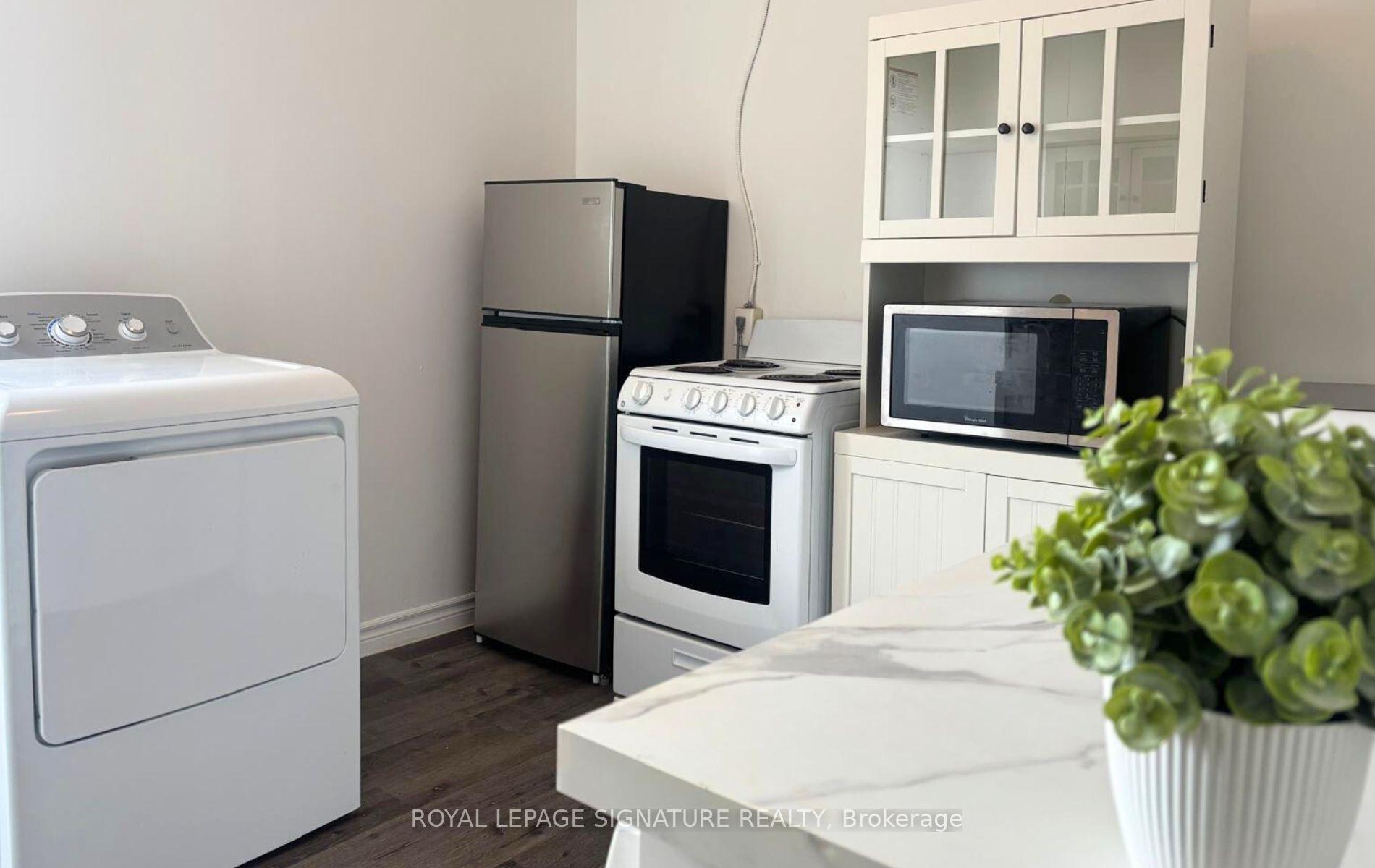 Photo 8 of Unit 3, 1 Hamilton Street E, Toronto, South Riverdale — HOMEH