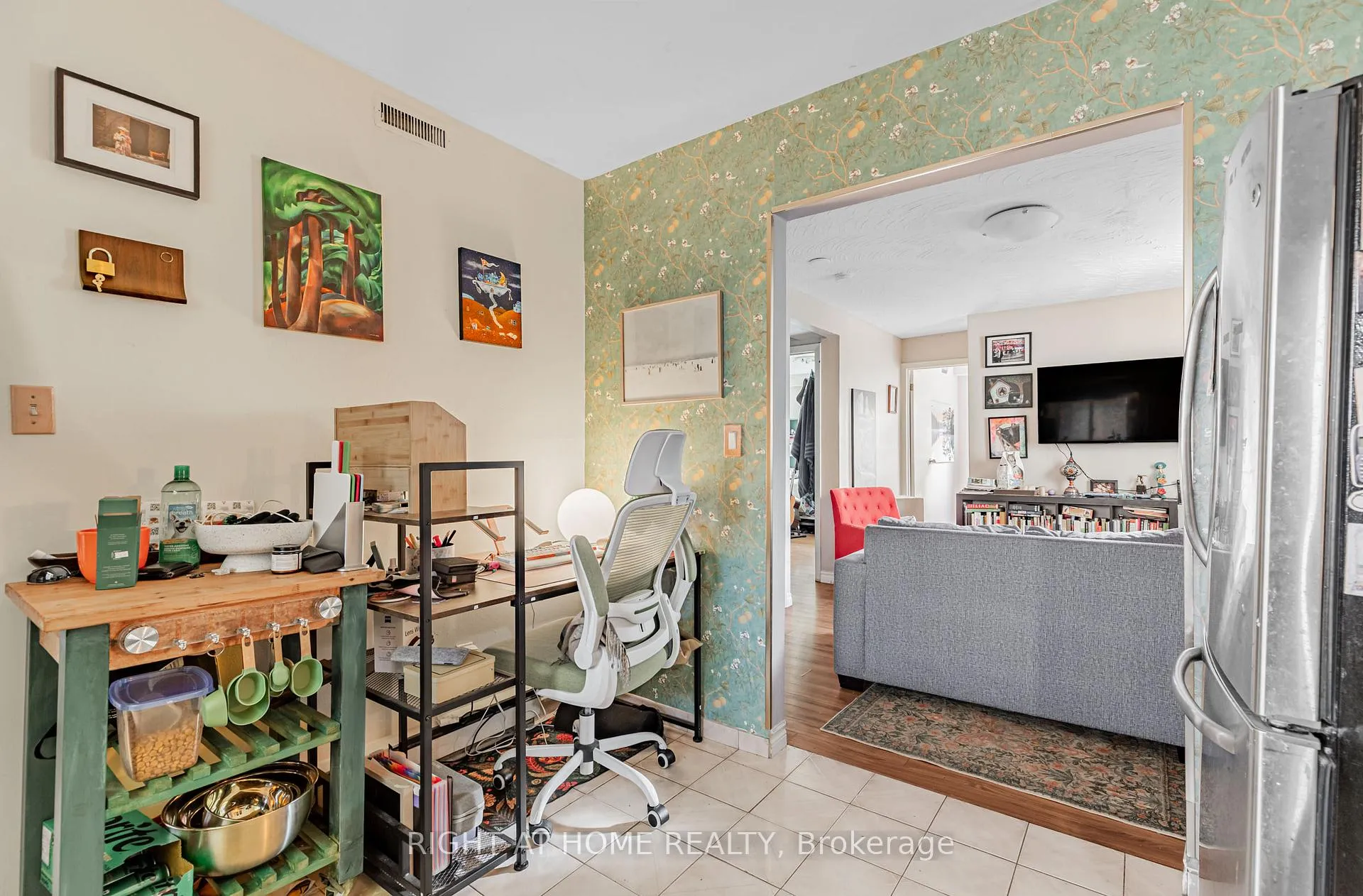 Photo 9 of 333 Bain Avenue, Toronto, Blake-Jones — HOMEH