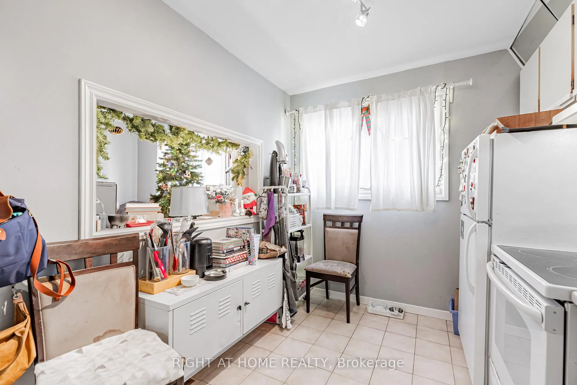 Photo 24 of 333 Bain Avenue, Toronto, Blake-Jones — HOMEH