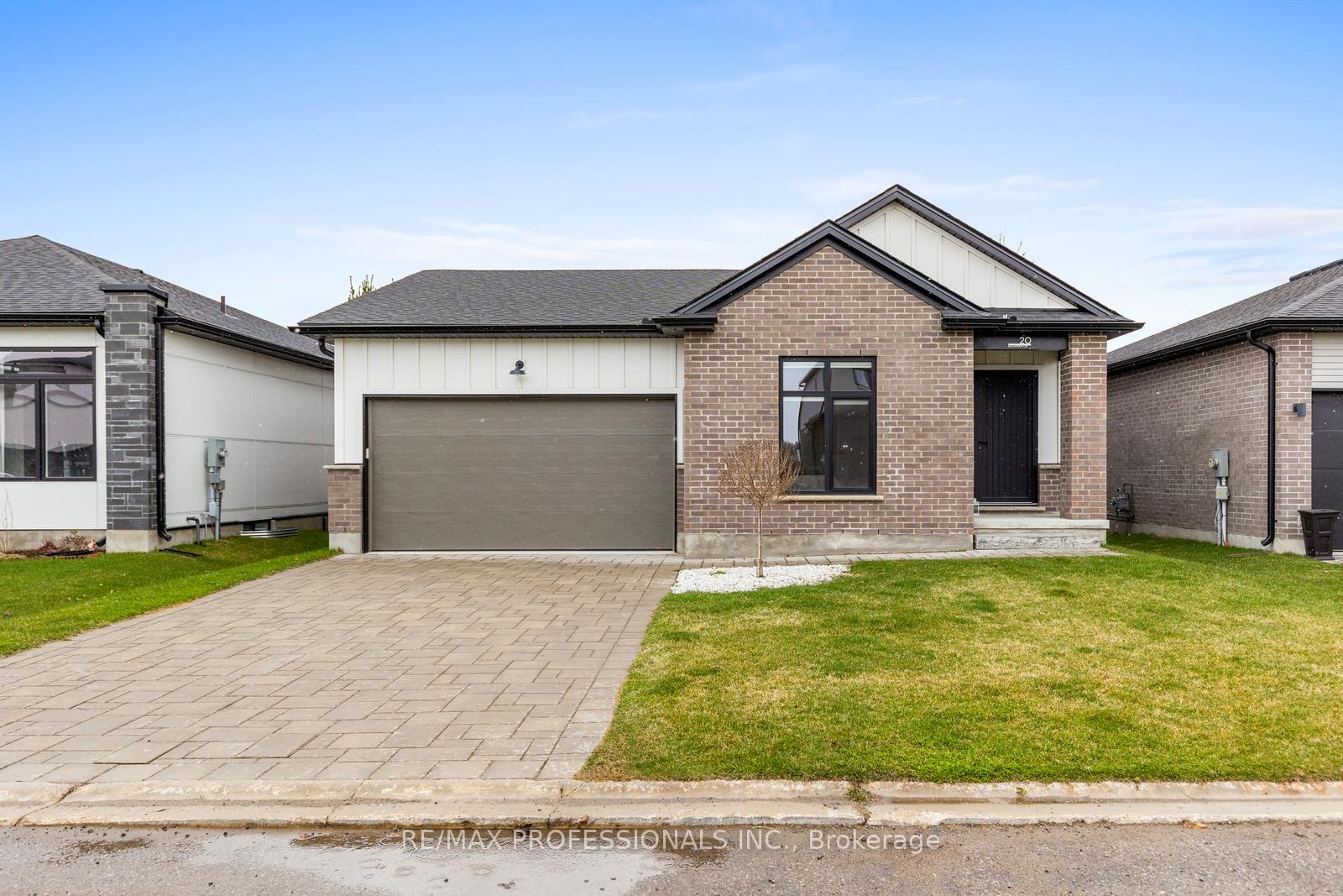 Photo 1 of 20 Alexander Circle, Strathroy-Caradoc, SE — HOMEH