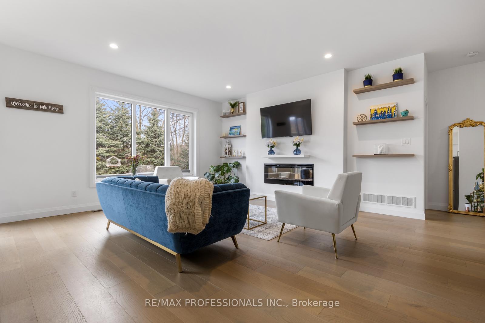 Photo 7 of 20 Alexander Circle, Strathroy-Caradoc, SE — HOMEH
