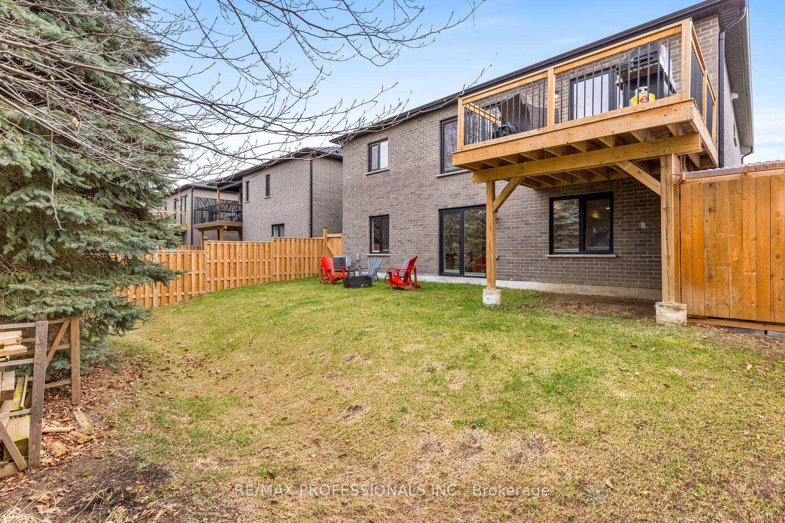 Photo 31 of 20 Alexander Circle, Strathroy-Caradoc, SE — HOMEH