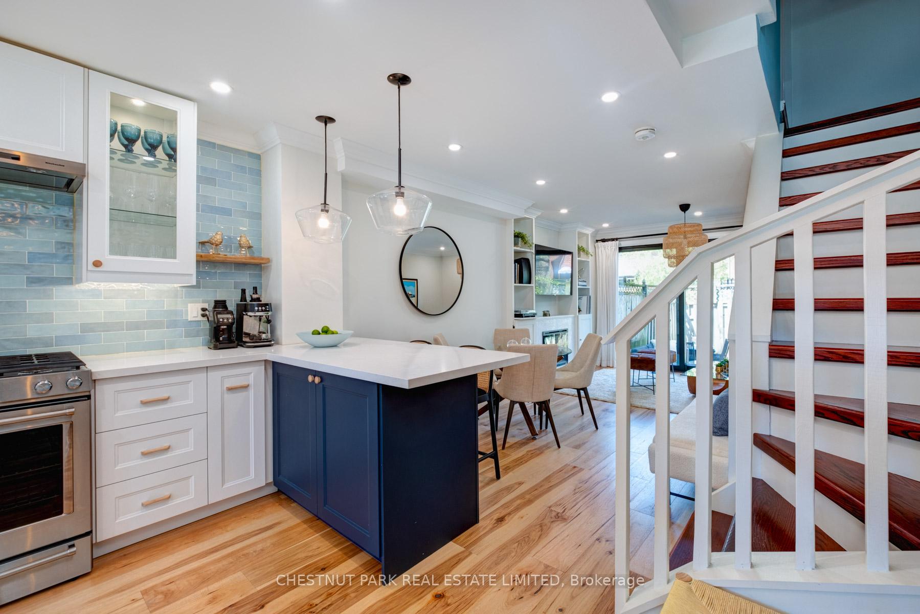 Photo 3 of 94 Wychcrest Avenue, Toronto, Wychwood — HOMEH