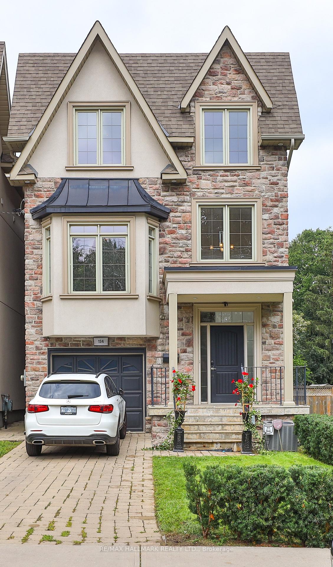 Front of 194 Erskine Avenue