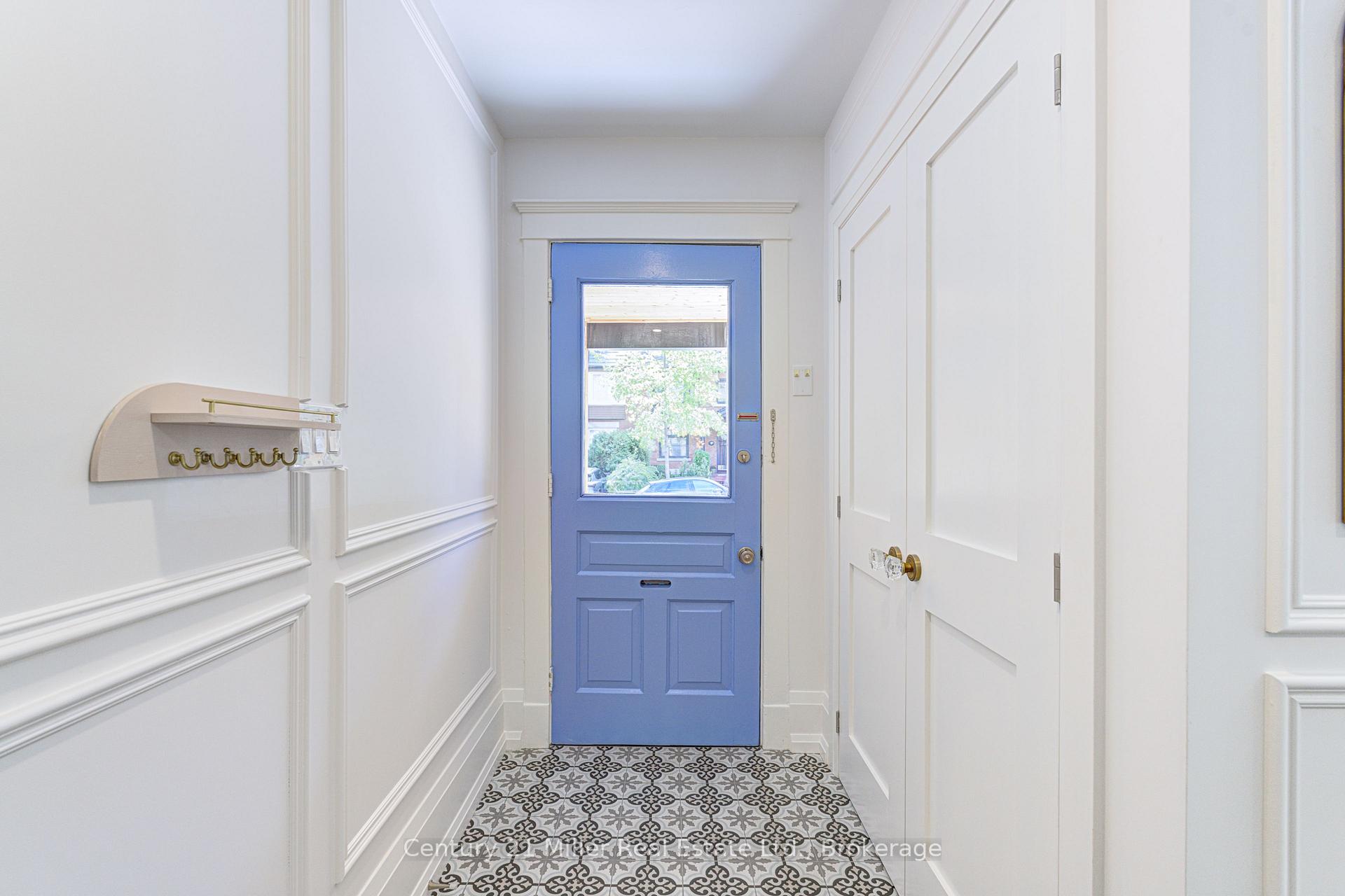 Photo 2 of 82 Withrow Avenue, Toronto, North Riverdale — HOMEH