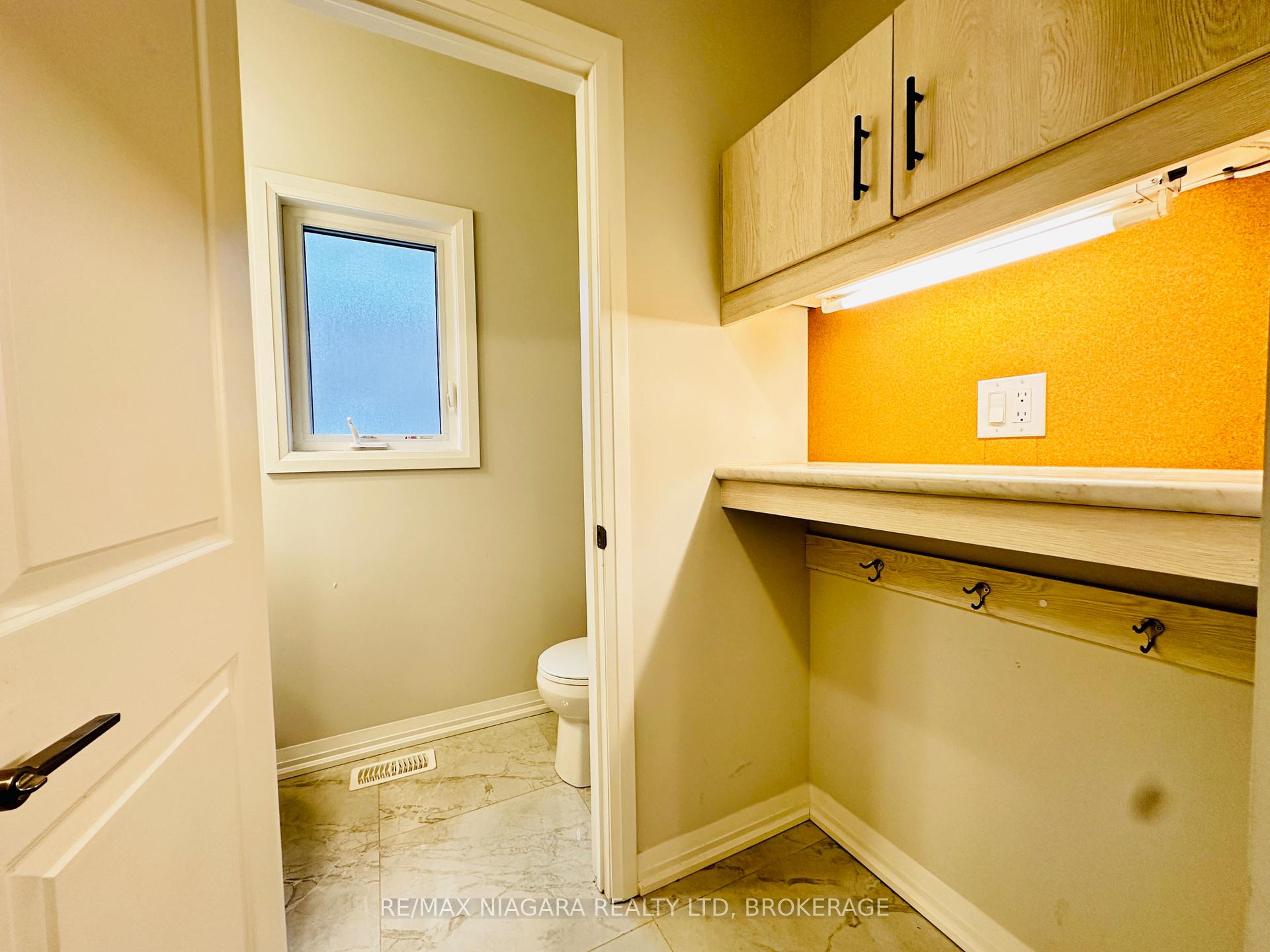 Photo 7 of 72 Bur Oak Drive, Thorold, Confederation Heights — HOMEH