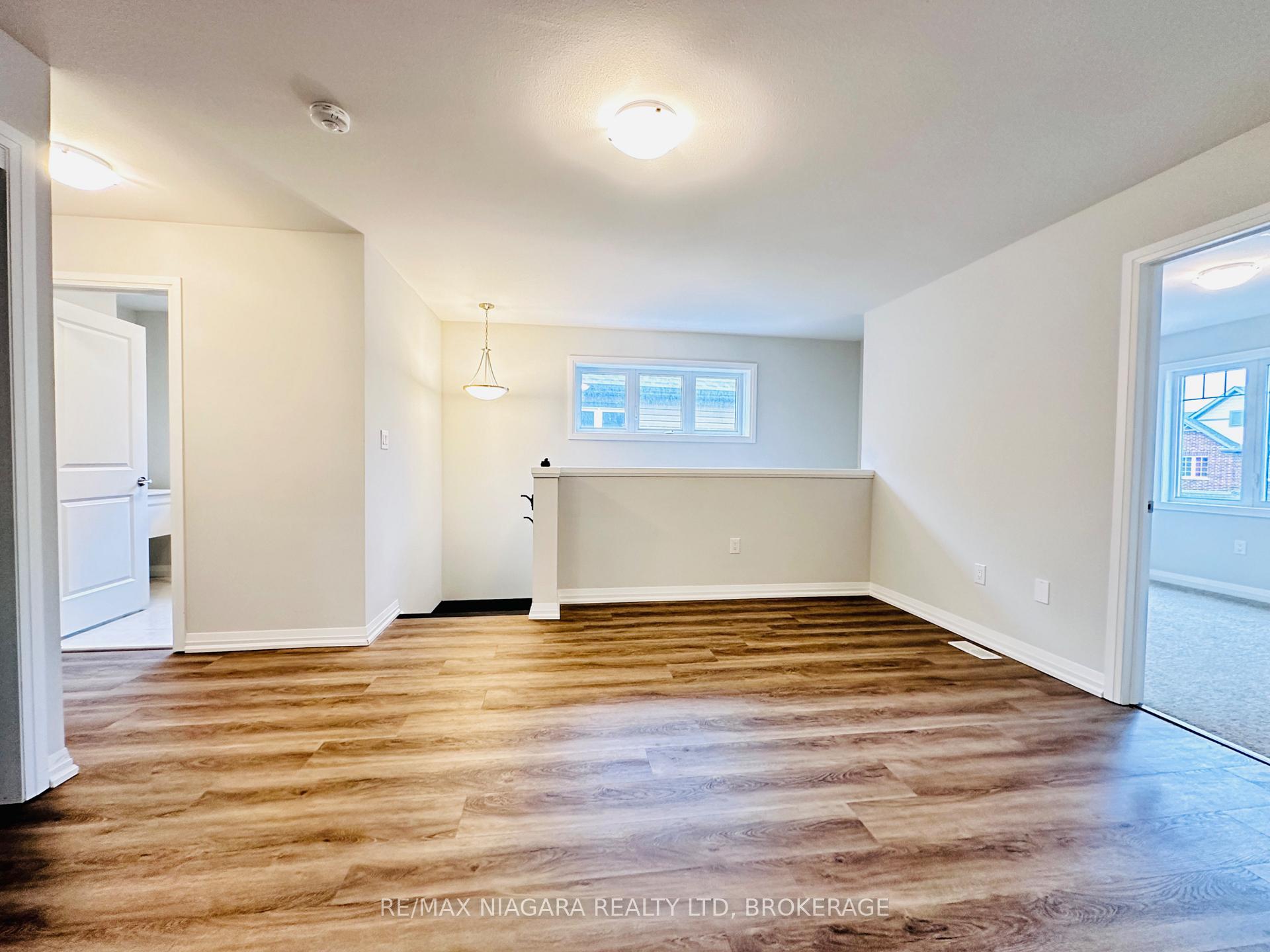 Photo 28 of 72 Bur Oak Drive, Thorold, Confederation Heights — HOMEH