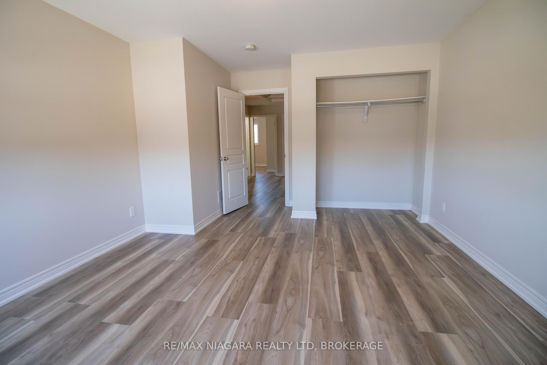 Photo 19 of 162 Winterberry Boulevard, Thorold, Confederation Heights — HOMEH