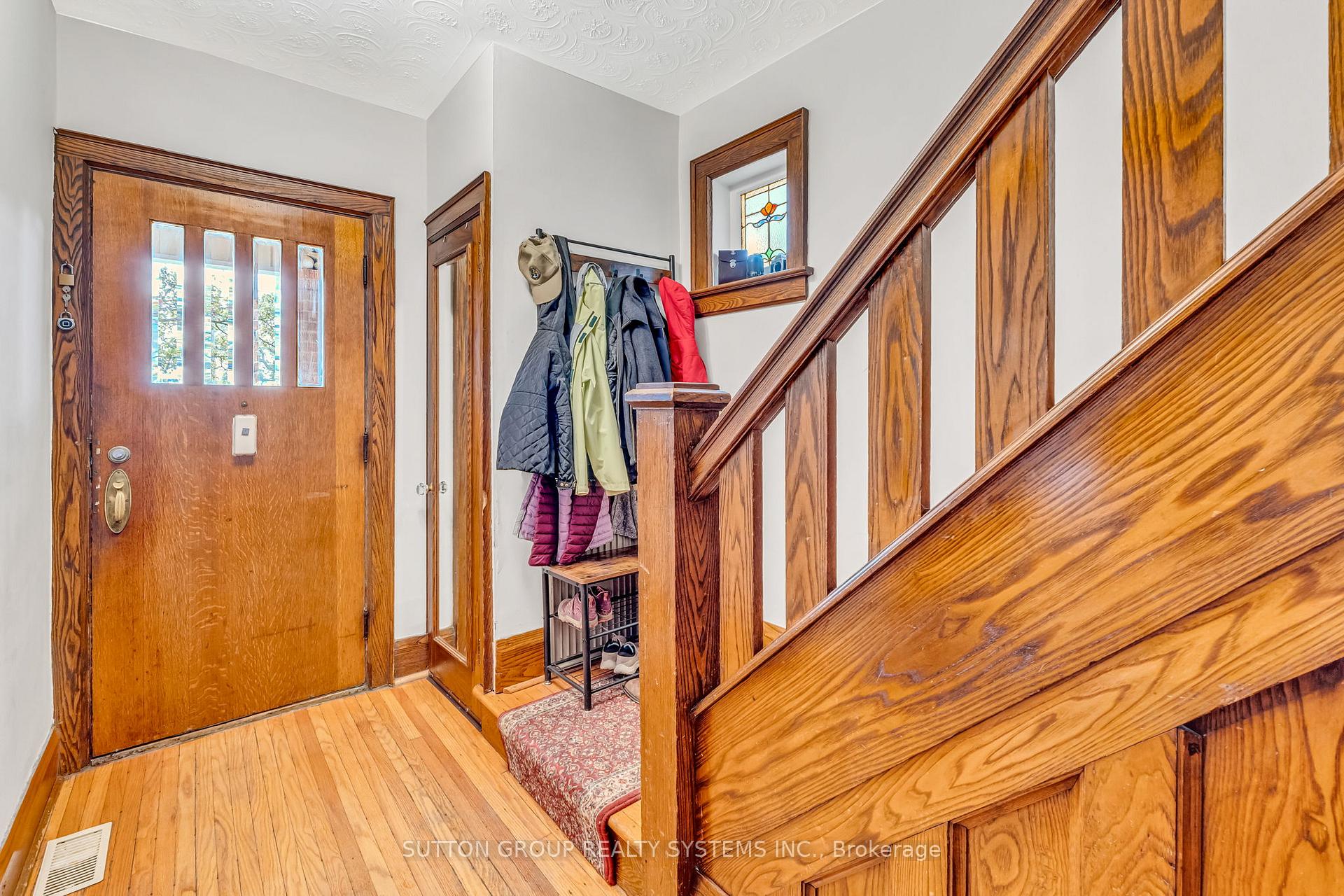 Photo 4 of 197 Arlington Avenue, Toronto, Humewood-Cedarvale — HOMEH
