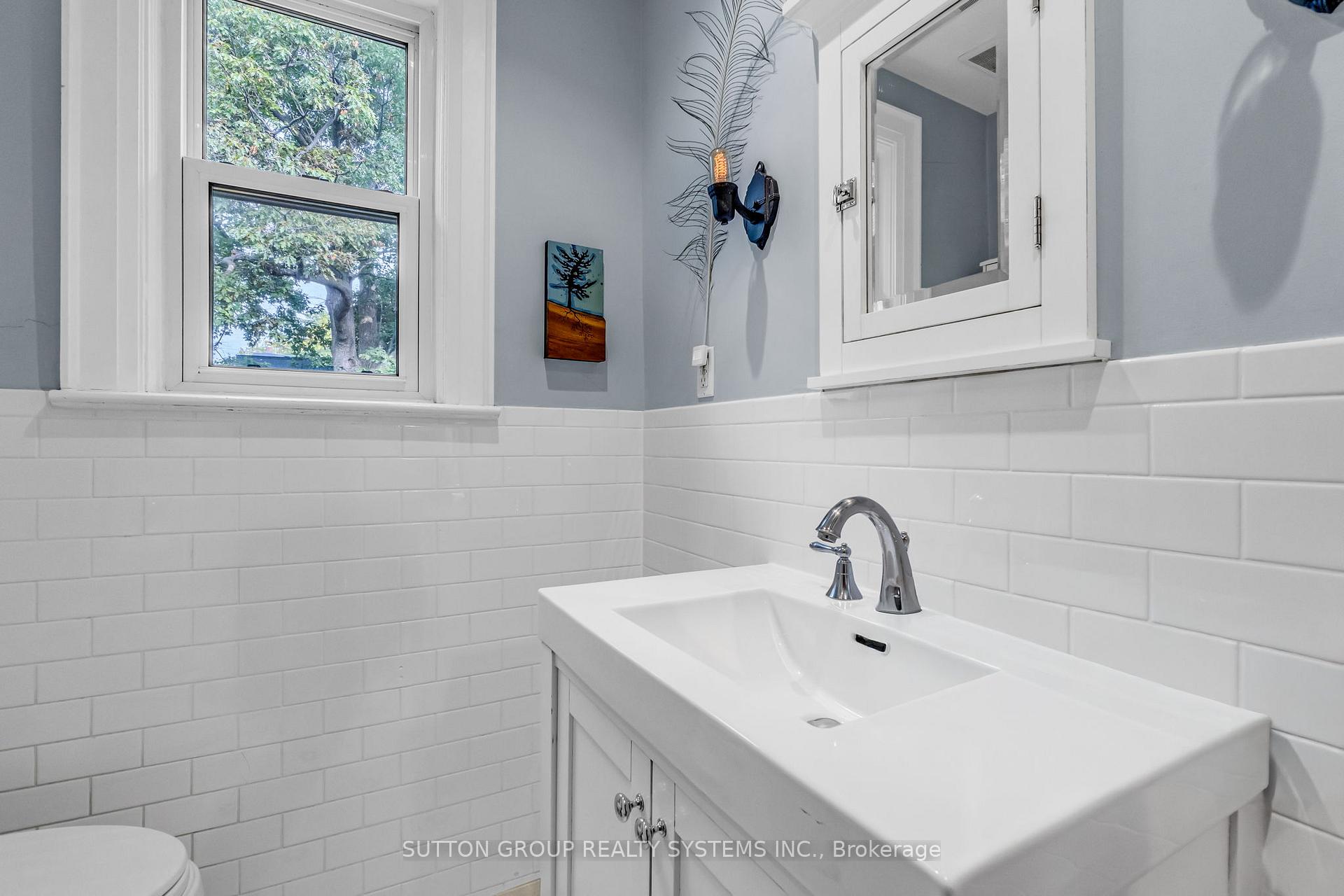 Photo 24 of 197 Arlington Avenue, Toronto, Humewood-Cedarvale — HOMEH