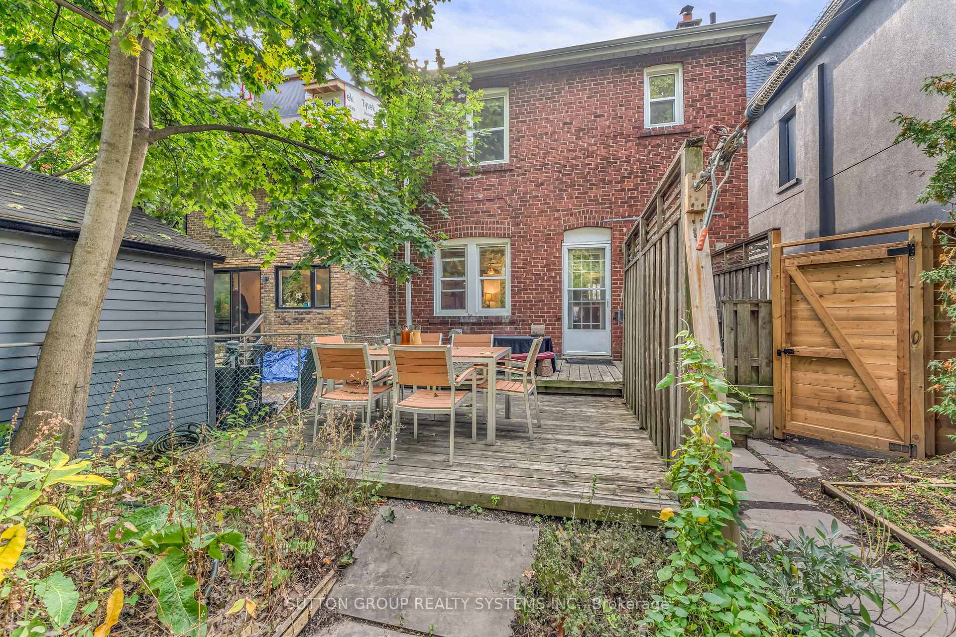 Photo 46 of 197 Arlington Avenue, Toronto, Humewood-Cedarvale — HOMEH