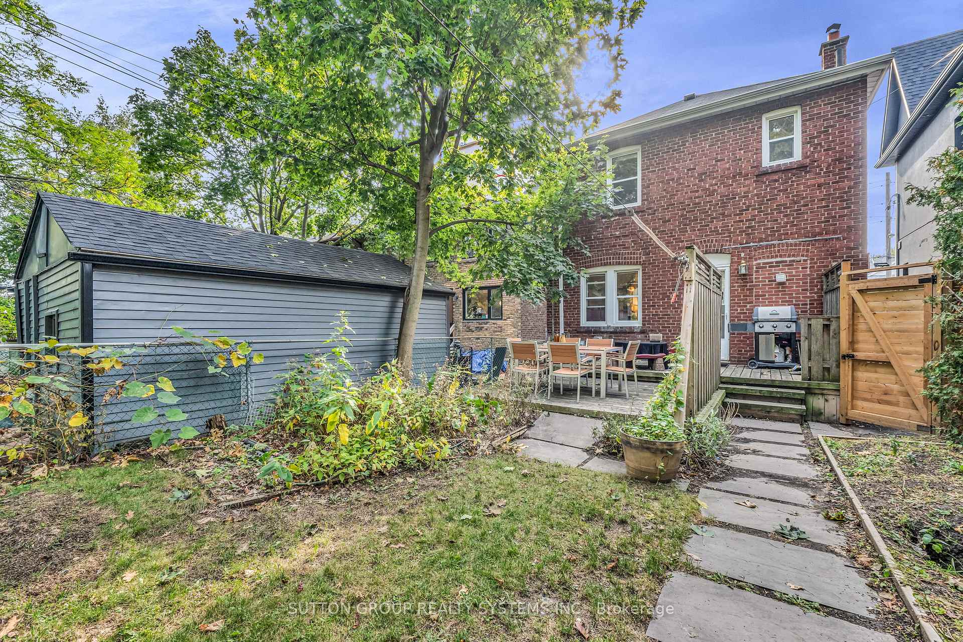 Photo 47 of 197 Arlington Avenue, Toronto, Humewood-Cedarvale — HOMEH