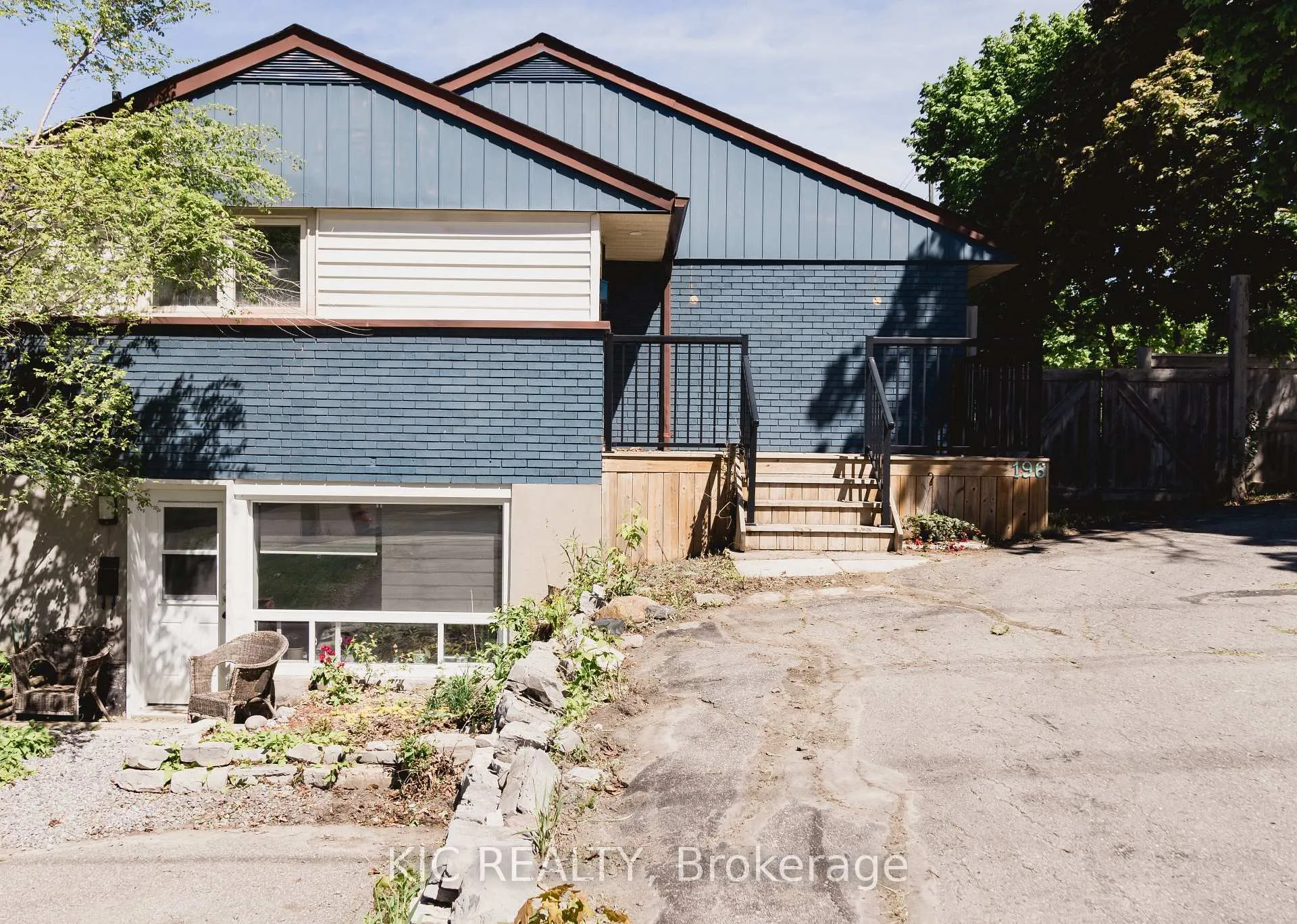 Photo 15 of 196 Hunter Street E, Peterborough, Ashburnham Ward 4 — HOMEH