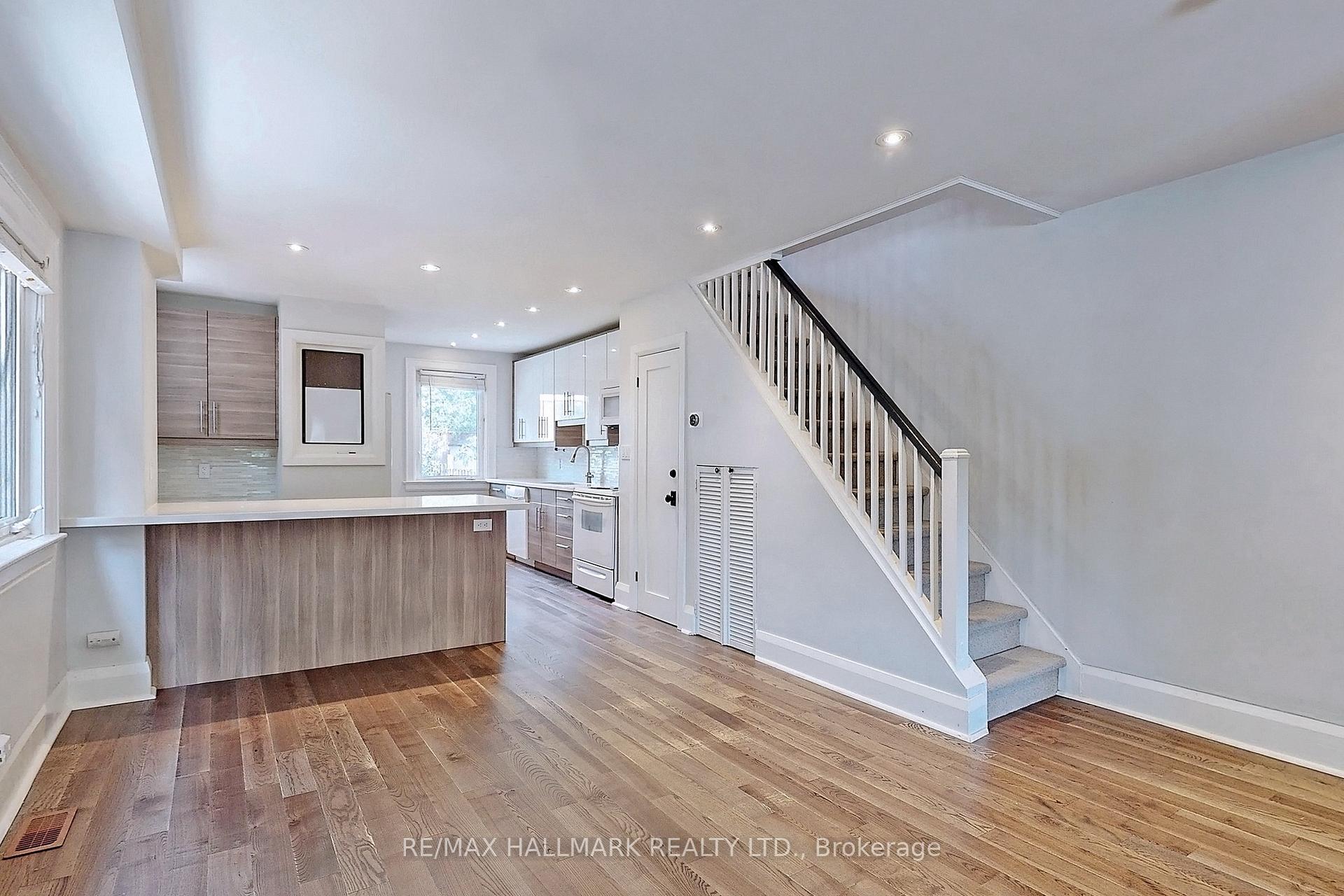 Photo 22 of 330 Soudan Avenue, Toronto, Mount Pleasant East — HOMEH