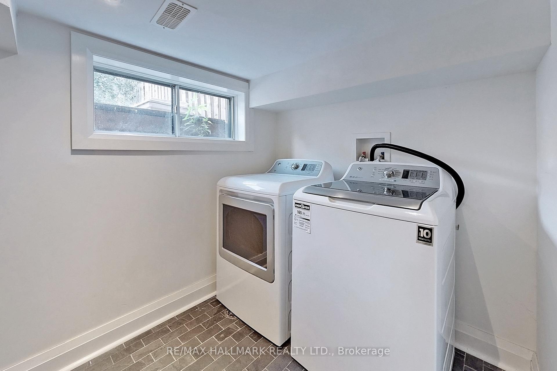 Photo 19 of 330 Soudan Avenue, Toronto, Mount Pleasant East — HOMEH