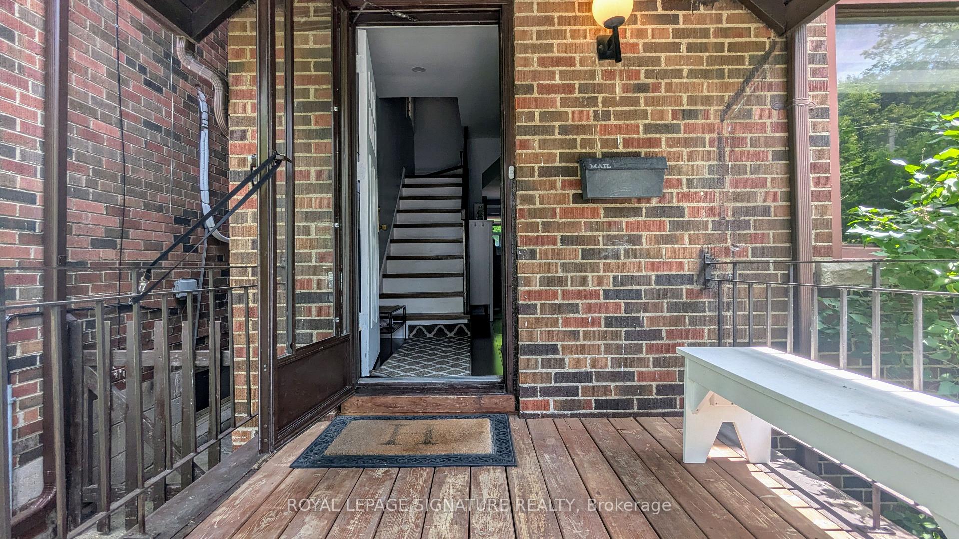 Photo 3 of 23 Lorindale Avenue, Toronto, Lawrence Park North — HOMEH