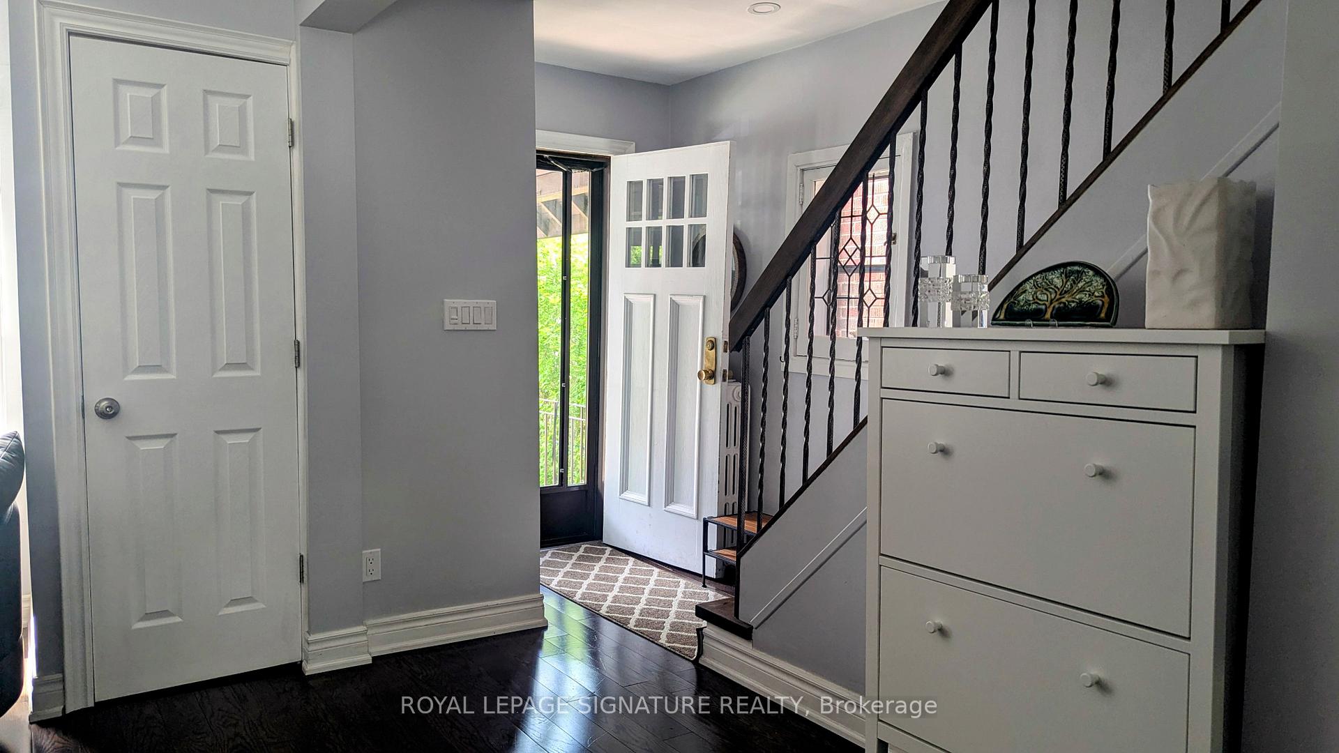Photo 4 of 23 Lorindale Avenue, Toronto, Lawrence Park North — HOMEH