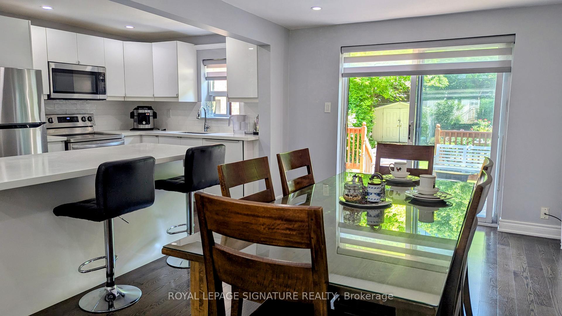 Photo 11 of 23 Lorindale Avenue, Toronto, Lawrence Park North — HOMEH