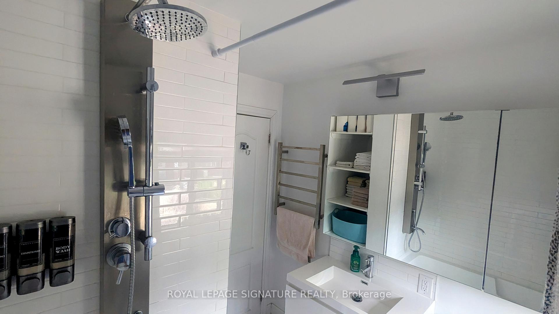 Photo 25 of 23 Lorindale Avenue, Toronto, Lawrence Park North — HOMEH