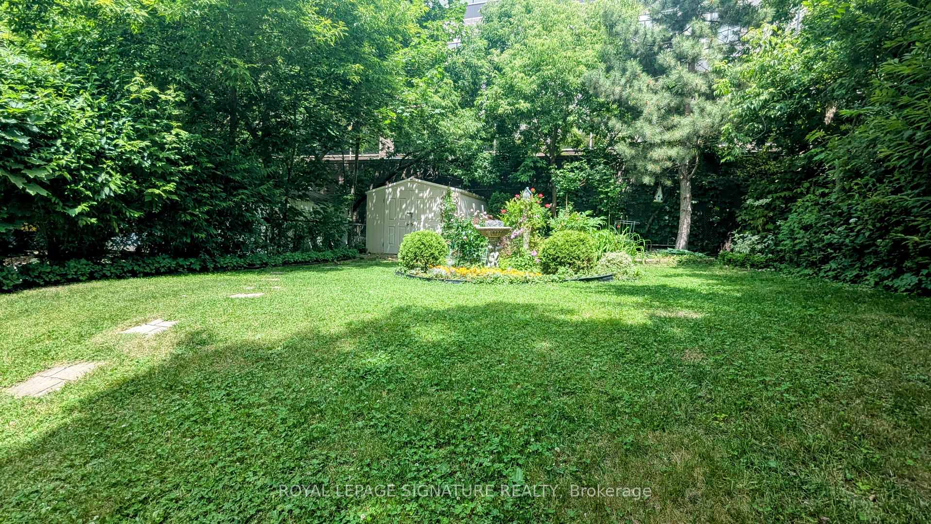 Photo 31 of 23 Lorindale Avenue, Toronto, Lawrence Park North — HOMEH