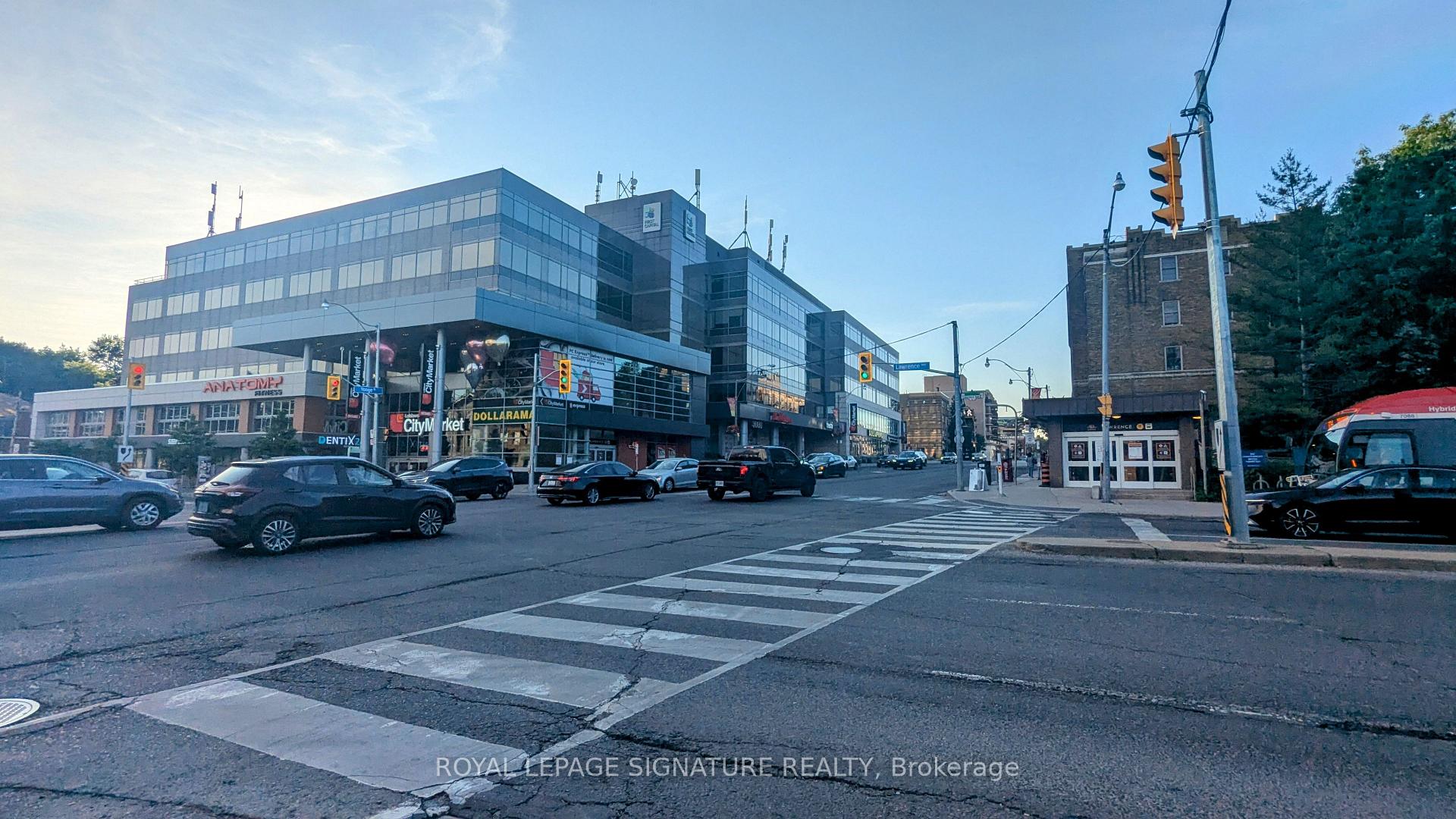Photo 34 of 23 Lorindale Avenue, Toronto, Lawrence Park North — HOMEH