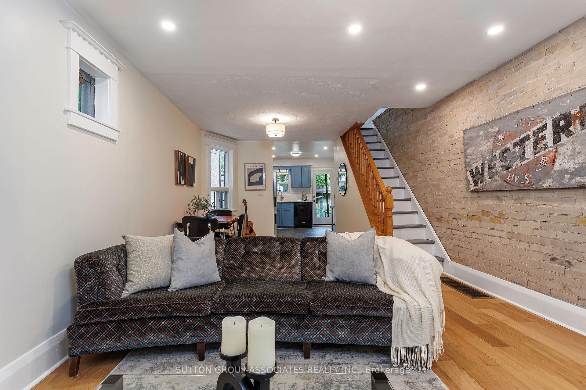 Photo 6 of 131 Booth Avenue, Toronto, South Riverdale — HOMEH
