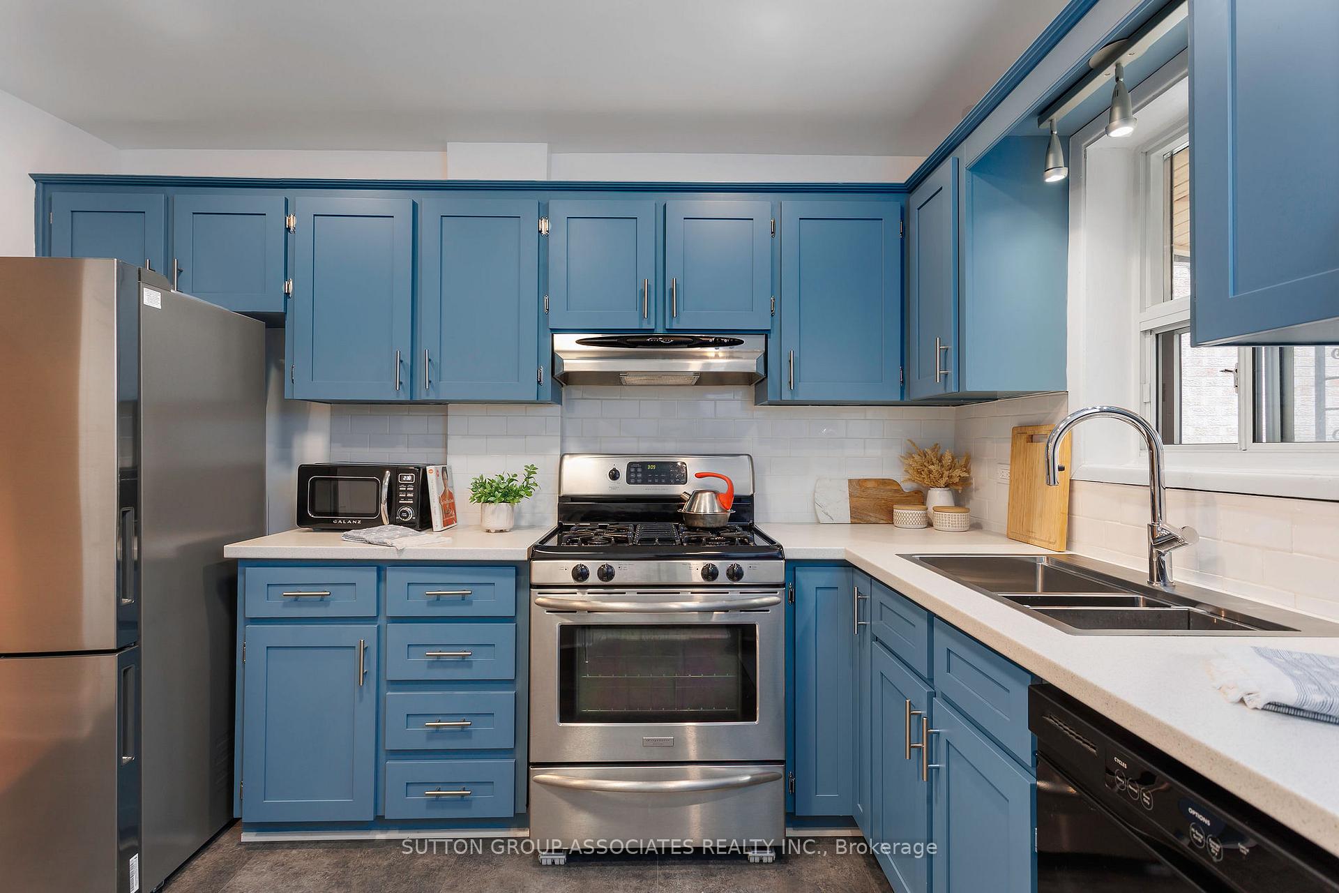 Photo 15 of 131 Booth Avenue, Toronto, South Riverdale — HOMEH