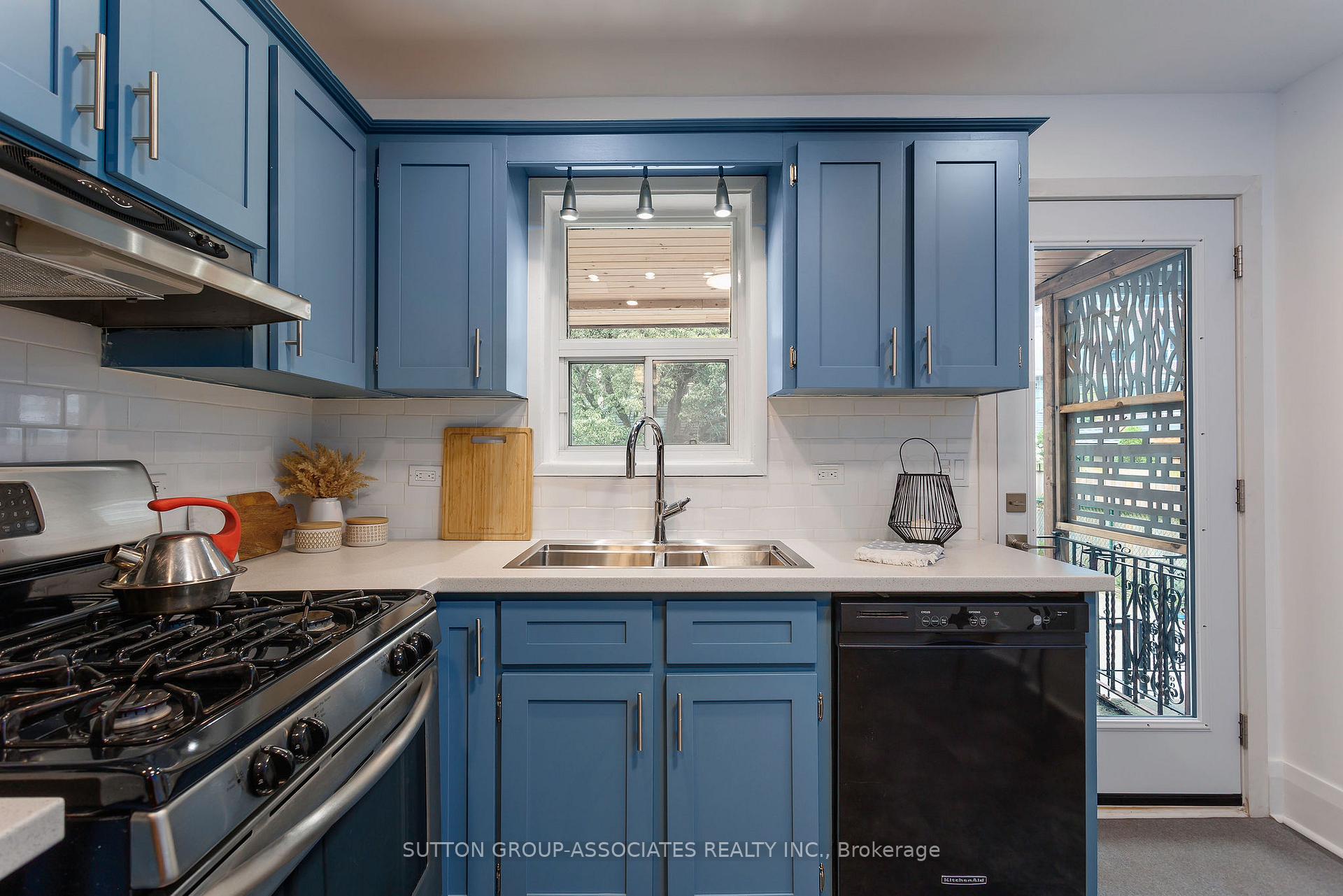 Photo 17 of 131 Booth Avenue, Toronto, South Riverdale — HOMEH
