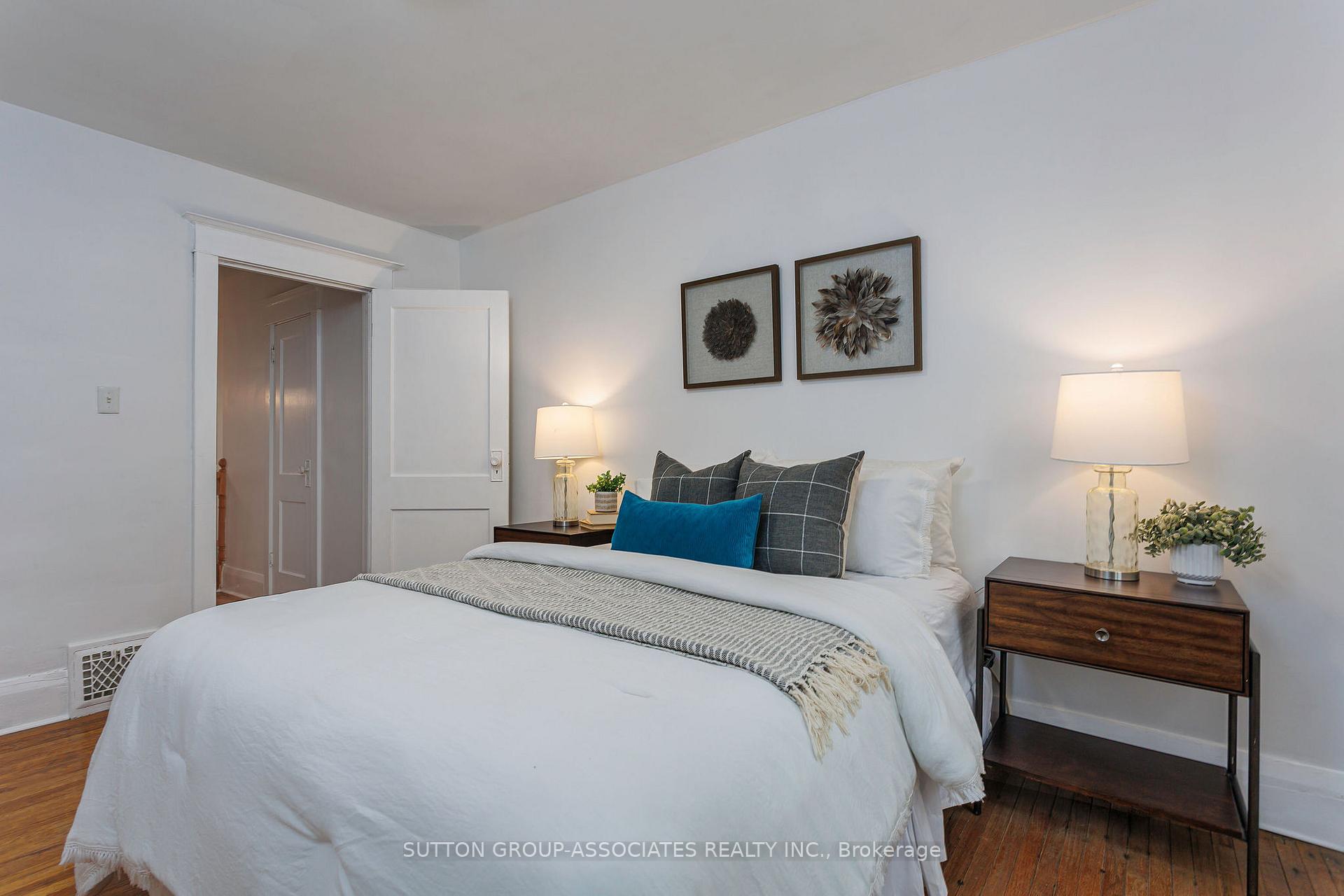 Photo 20 of 131 Booth Avenue, Toronto, South Riverdale — HOMEH