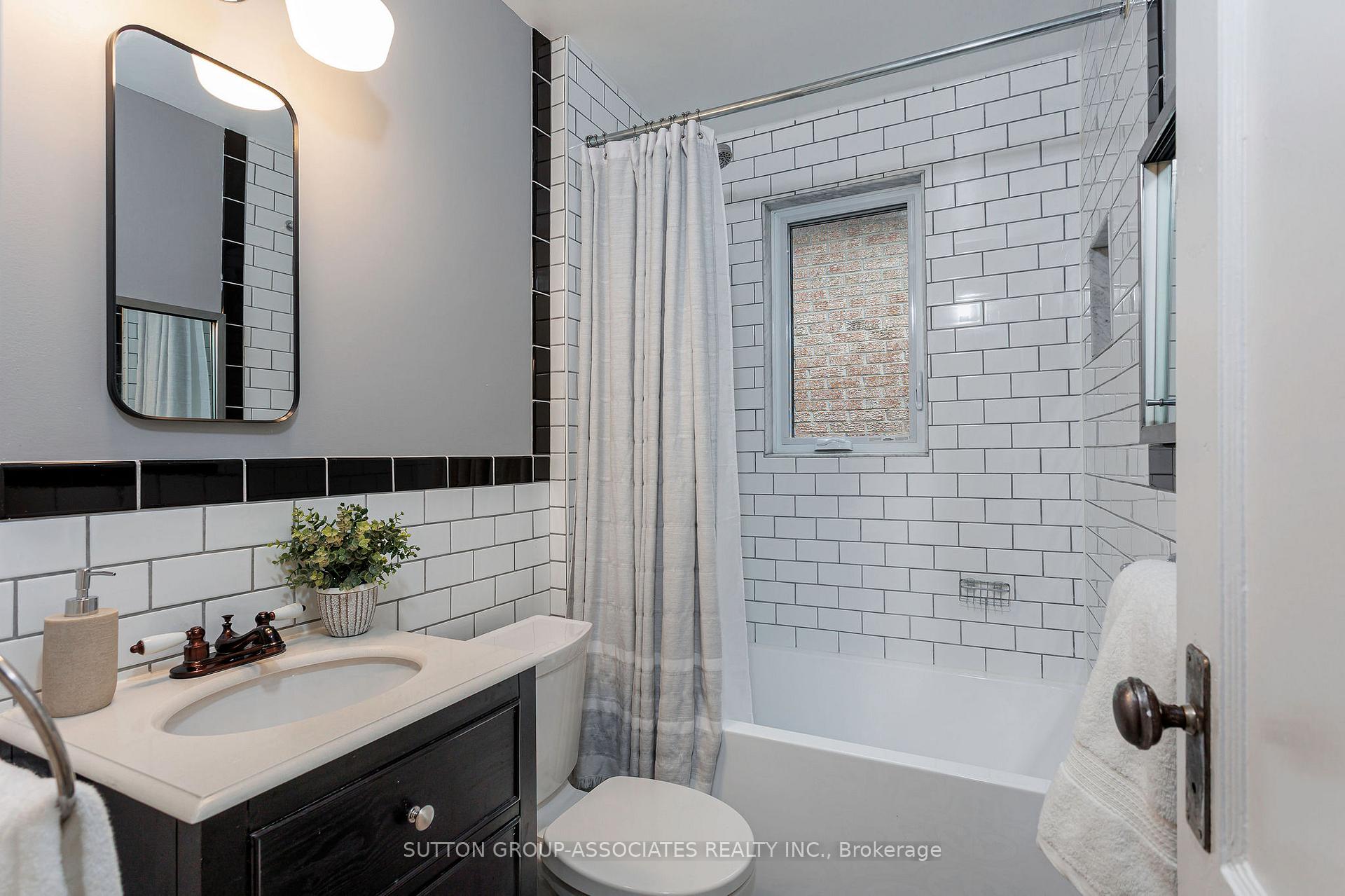Photo 26 of 131 Booth Avenue, Toronto, South Riverdale — HOMEH