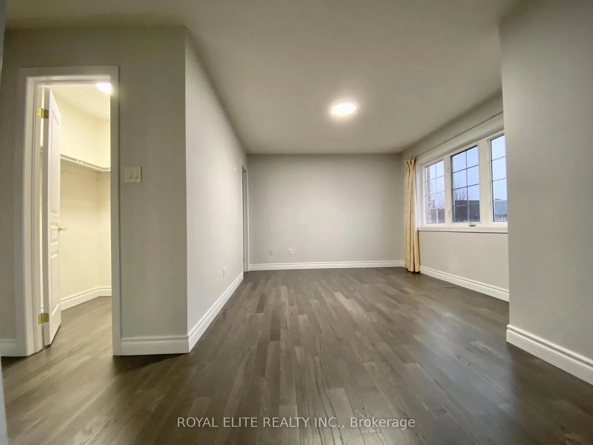 Photo 8 of 26 Starhill Crescent, Markham, Cachet — HOMEH