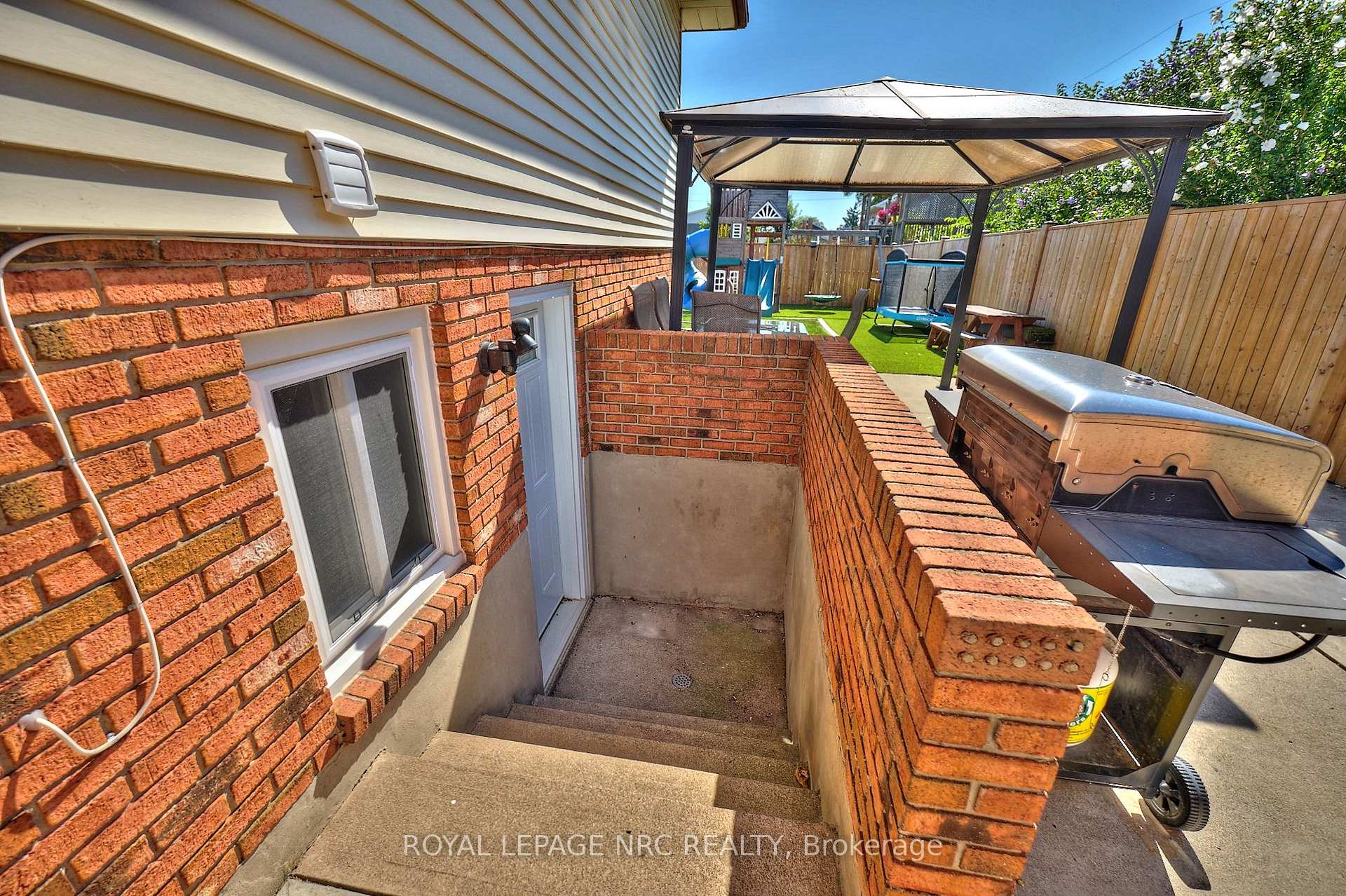 Photo 33 of 4 Sentance Avenue, Thorold, Confederation Heights — HOMEH