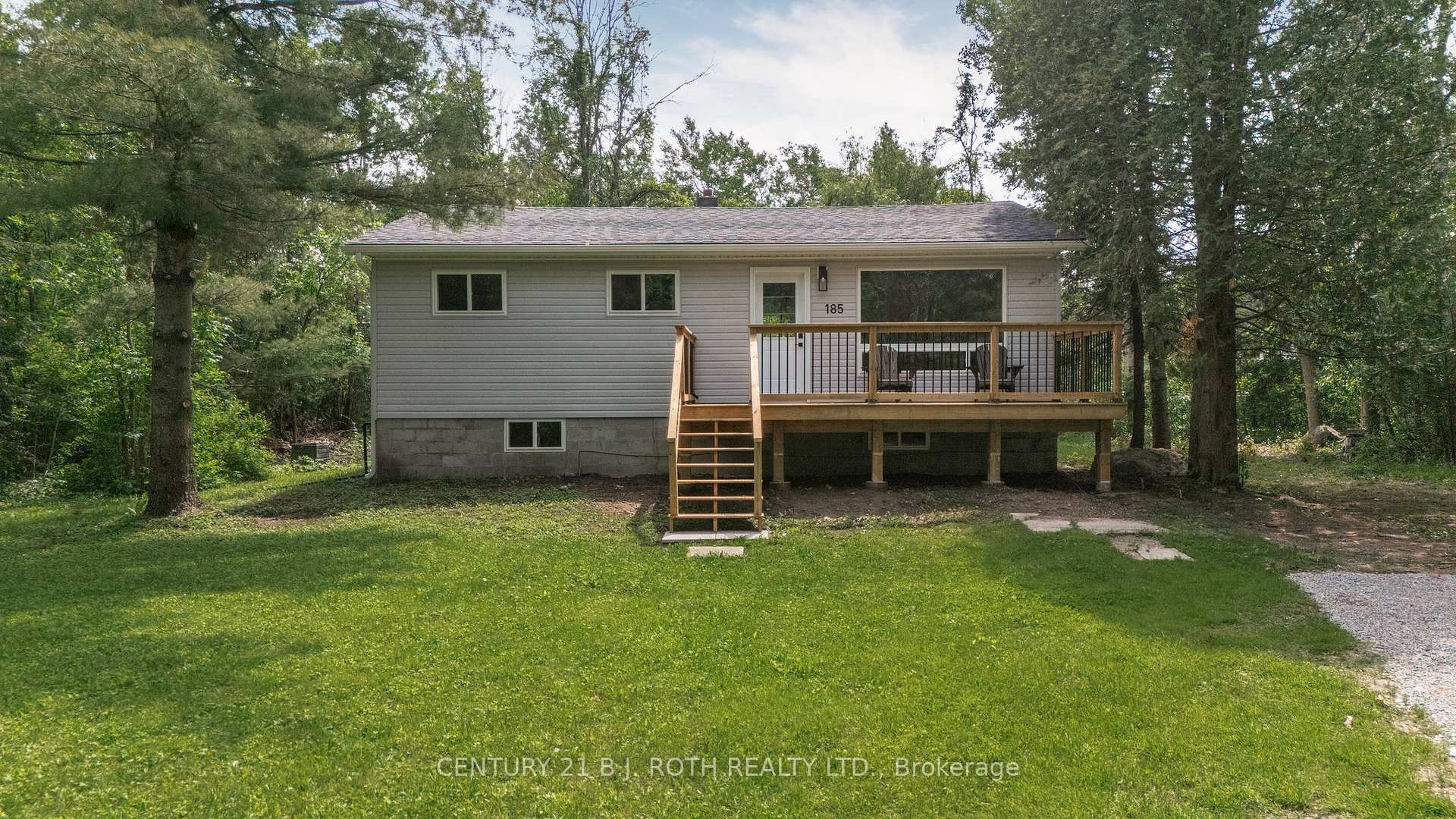 Photo 1 of 185 Silver Birch Crescent, Tay, Port McNicoll — HOMEH