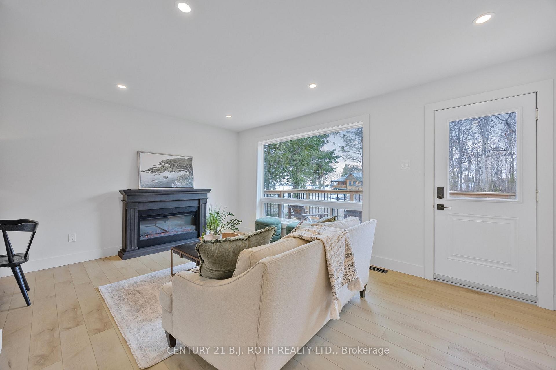 Photo 8 of 185 Silver Birch Crescent, Tay, Port McNicoll — HOMEH