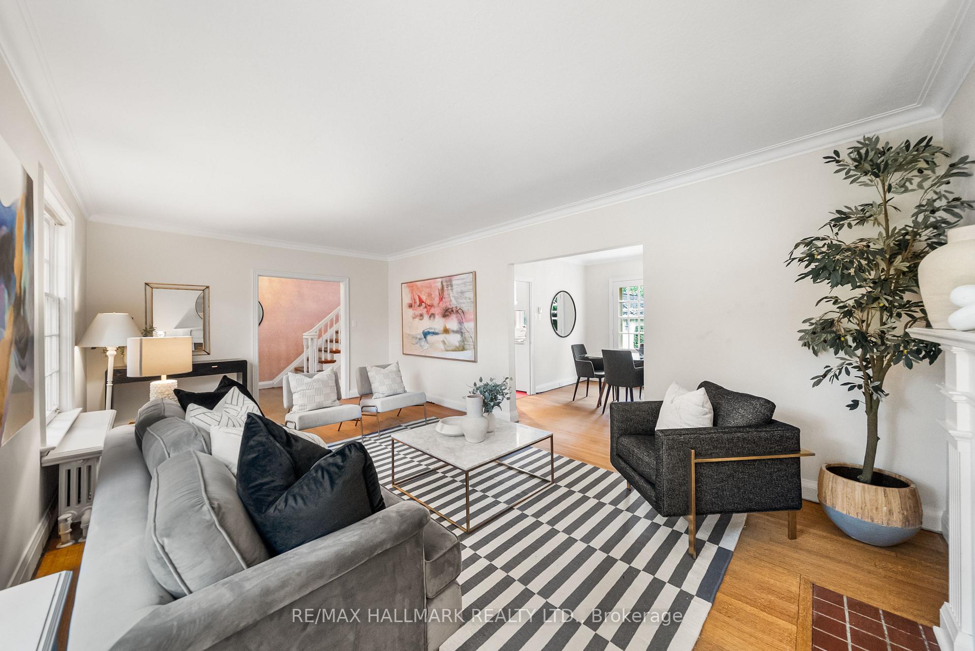 Photo 6 of 135 Mona Drive, Toronto, Lawrence Park South — HOMEH