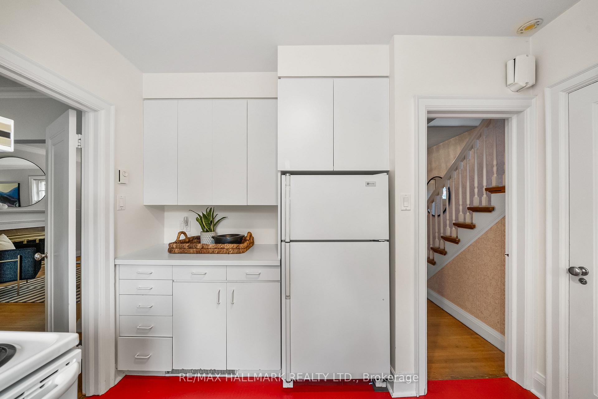 Photo 16 of 135 Mona Drive, Toronto, Lawrence Park South — HOMEH