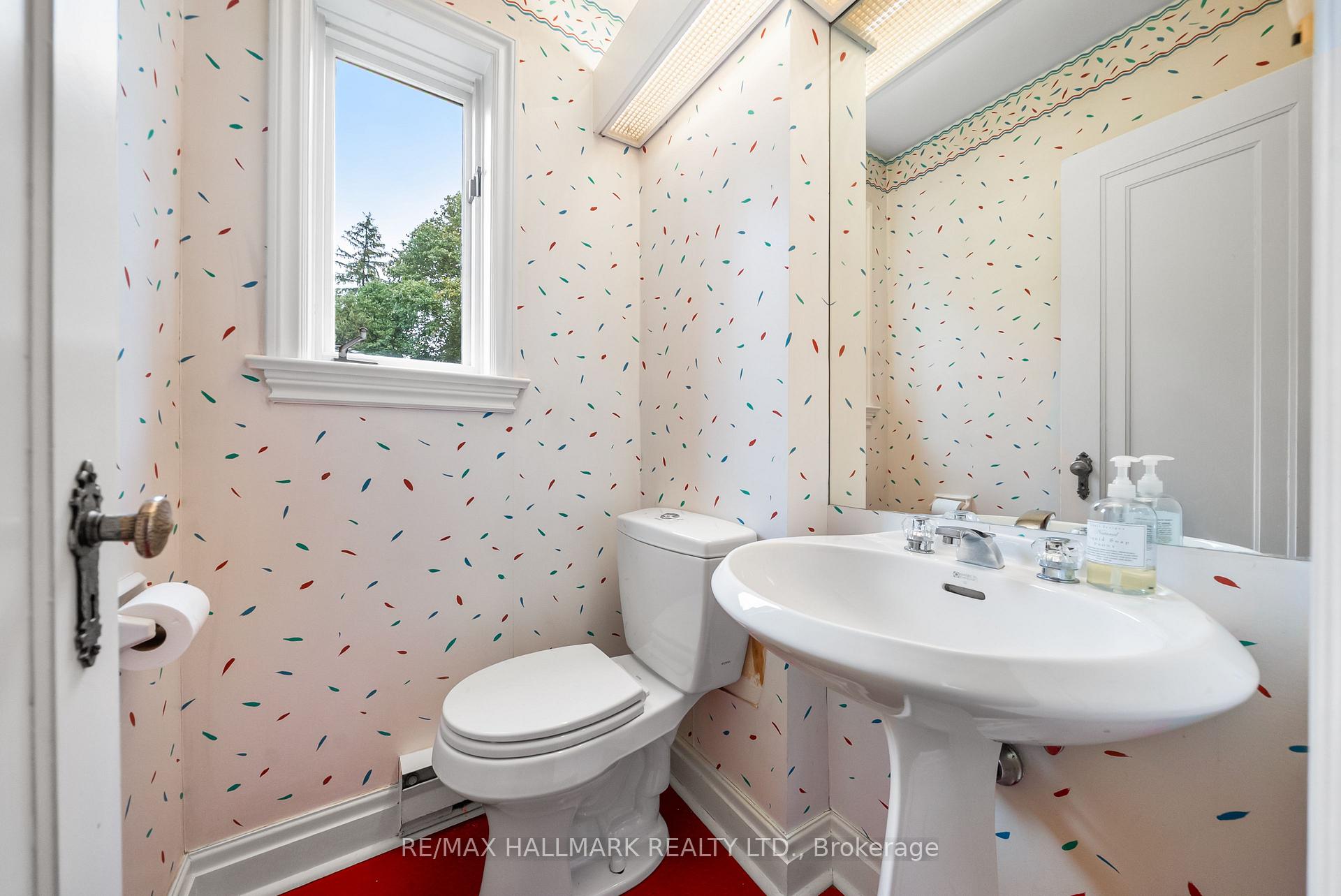 Photo 17 of 135 Mona Drive, Toronto, Lawrence Park South — HOMEH