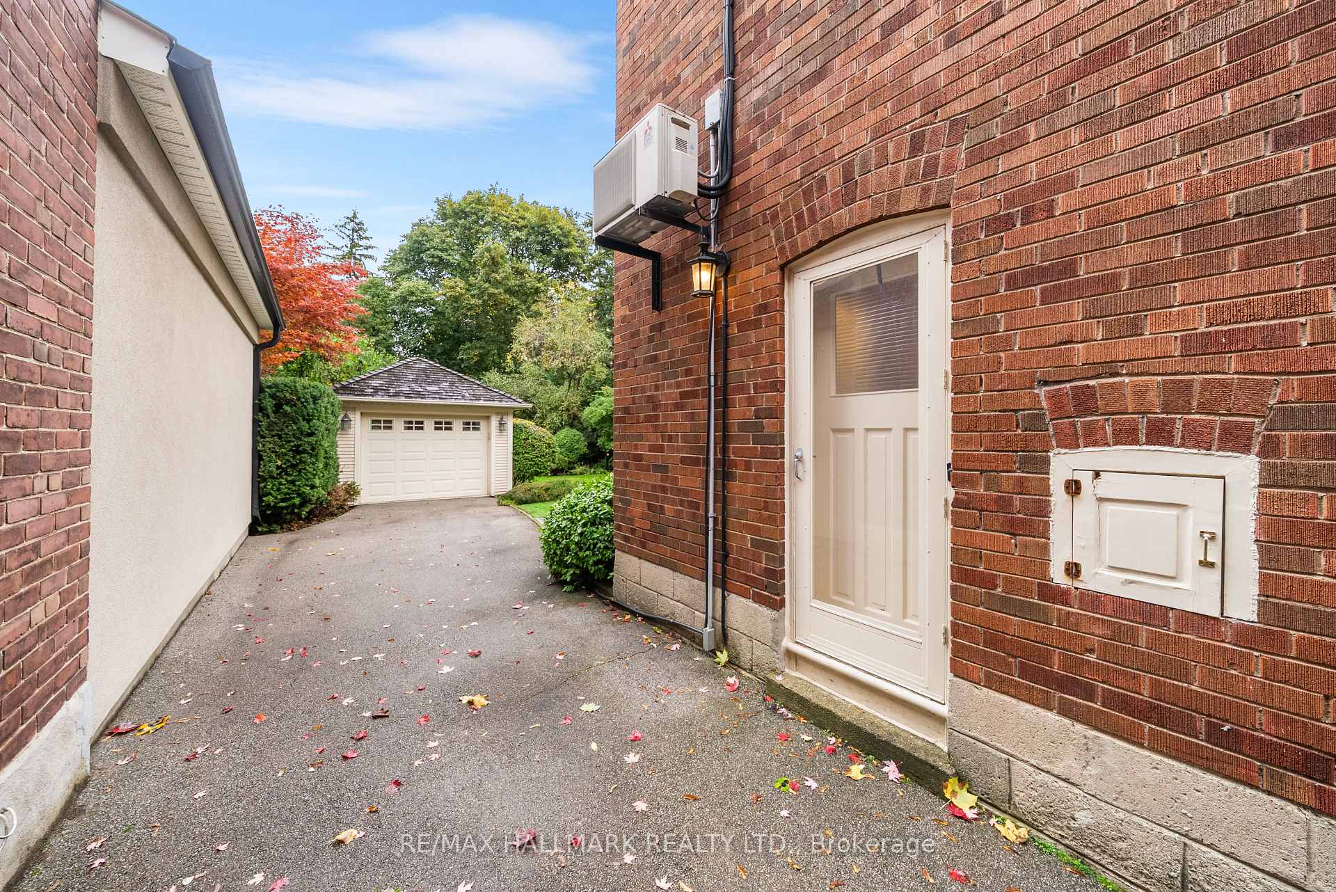 Photo 26 of 135 Mona Drive, Toronto, Lawrence Park South — HOMEH