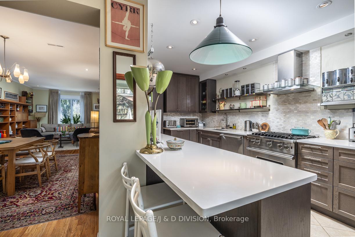 Photo 17 of 26 Chicora Avenue, Toronto, The Annex — HOMEH