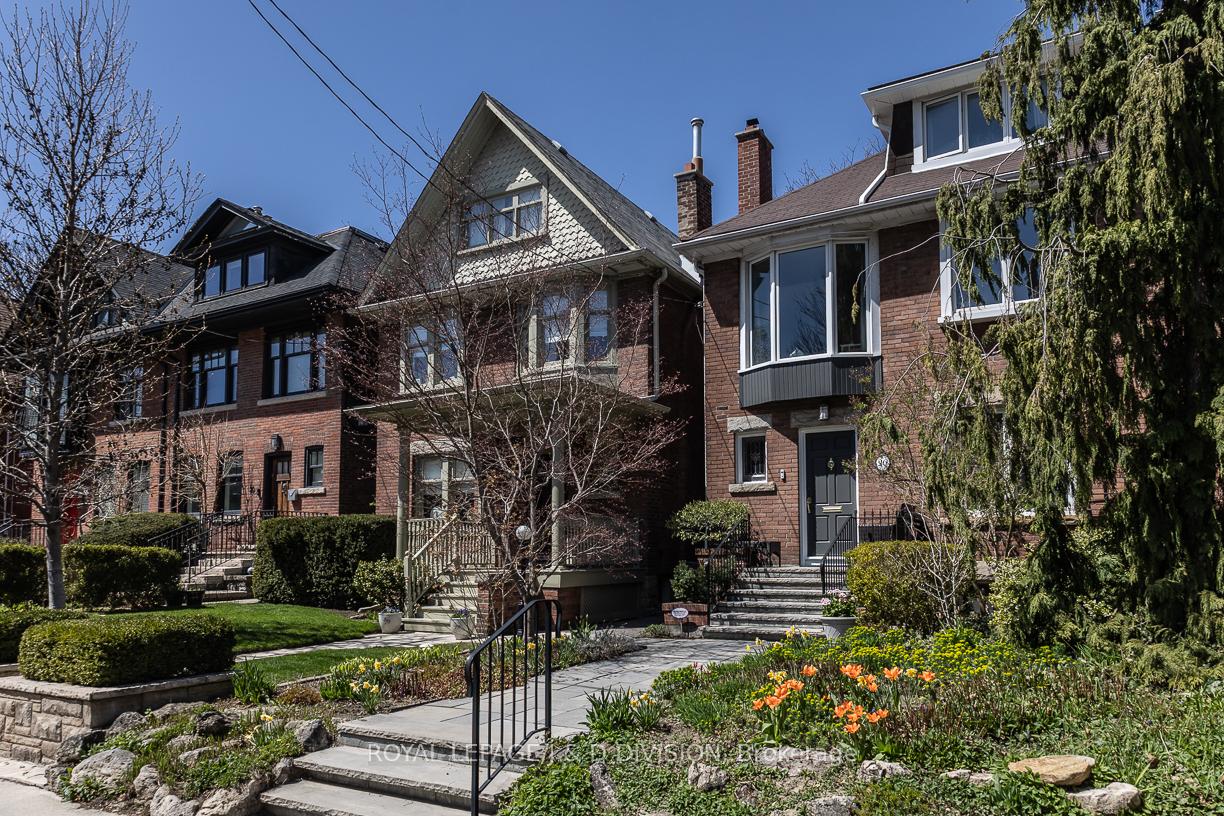 Photo 38 of 26 Chicora Avenue, Toronto, The Annex — HOMEH