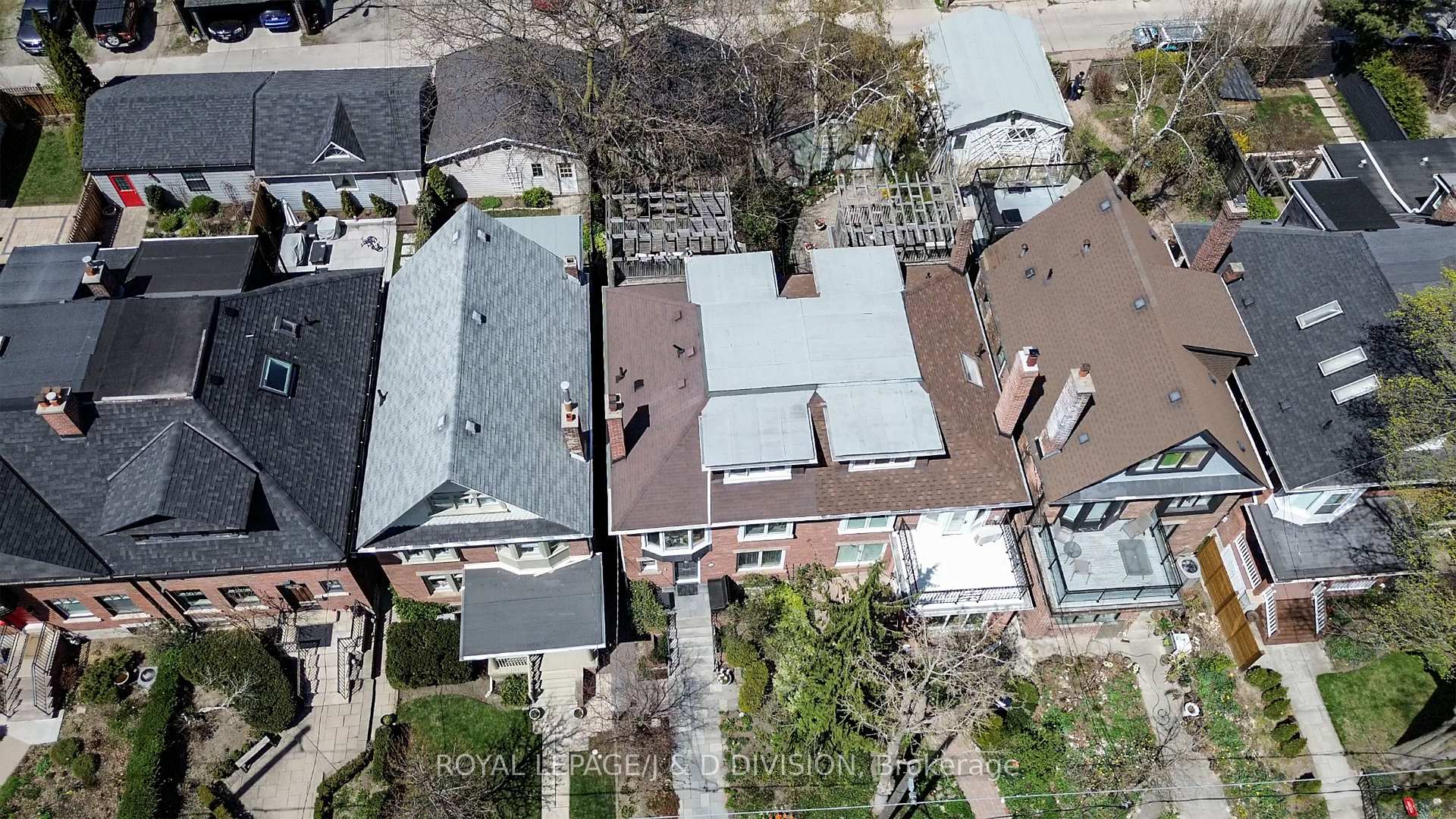 Photo 39 of 26 Chicora Avenue, Toronto, The Annex — HOMEH