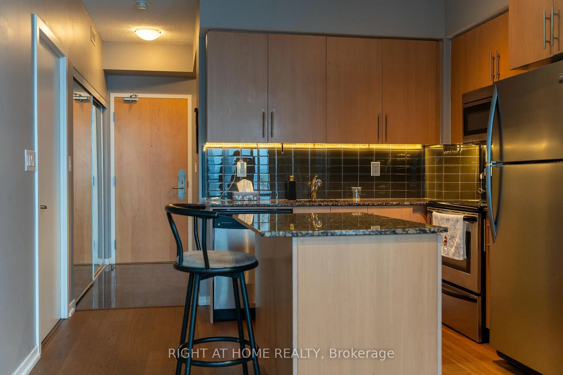 Photo 1 of Unit 3703, 55 Bremner Boulevard, Toronto, Waterfront Communities — HOMEH