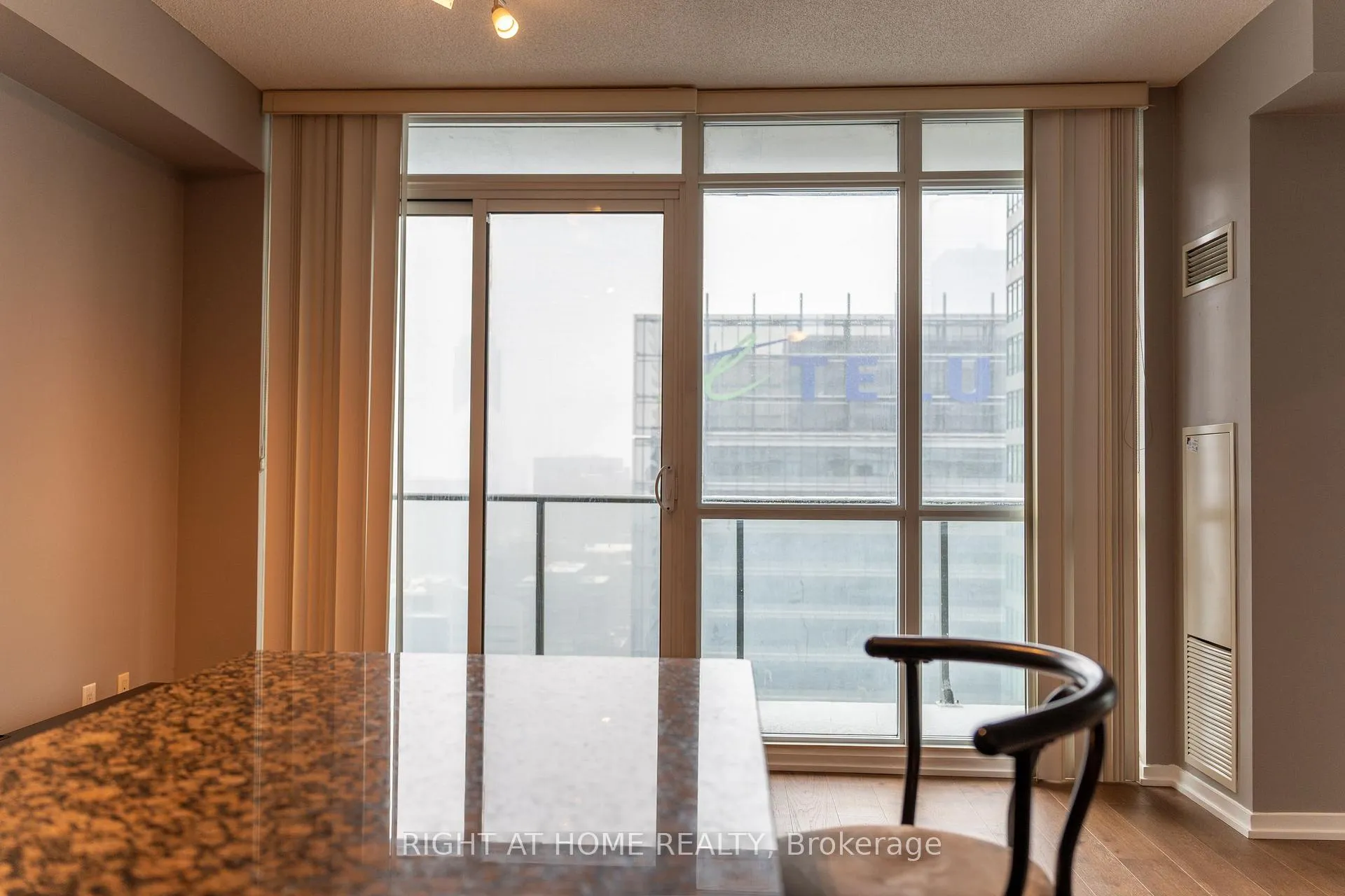 Photo 19 of Unit 3703, 55 Bremner Boulevard, Toronto, Waterfront Communities — HOMEH