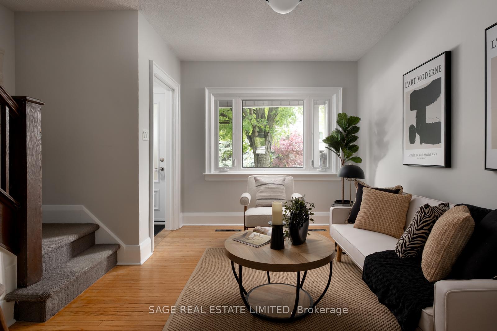 Photo 3 of 261 Monarch Park Avenue, Toronto, Danforth Village-East York — HOMEH
