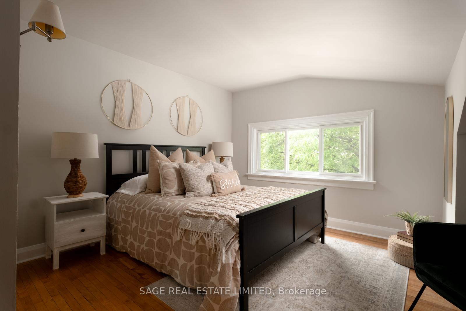 Photo 11 of 261 Monarch Park Avenue, Toronto, Danforth Village-East York — HOMEH